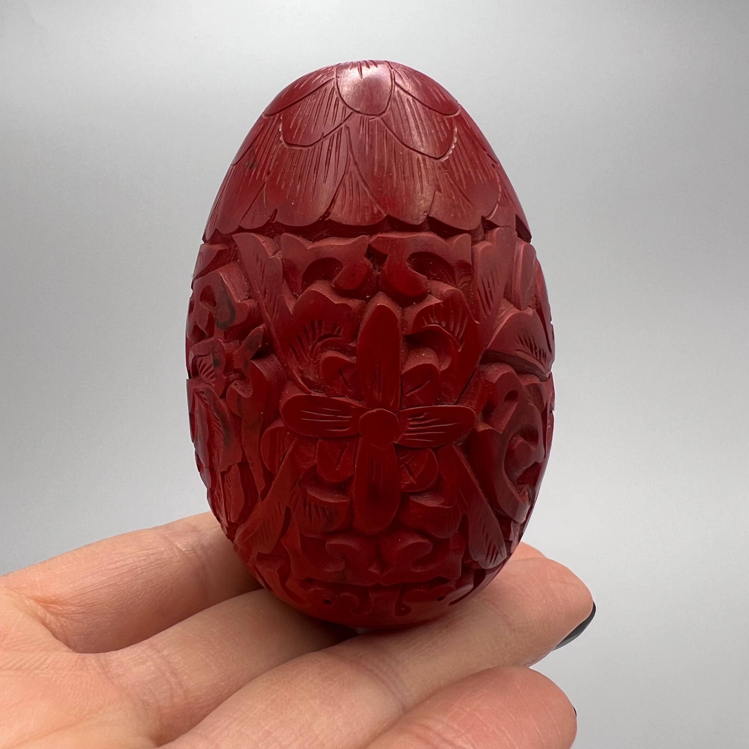 Vintage Vintage Chinese Red Carved Wooden Egg Cinnabar Style Floral Size ONE SIZE - 7 Thumbnail