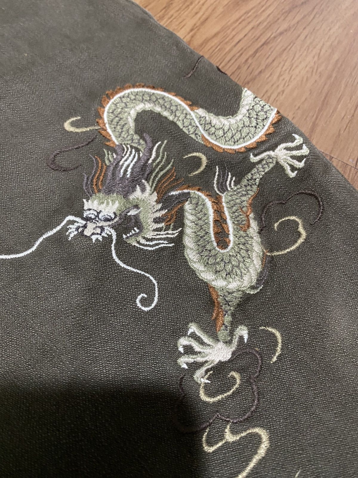 Japanese Brand × Vintage × Vivienne Tam Vintage 90s Vivienne Tam Dragon Embroid Flared Jeans Size 29" - 6 Thumbnail