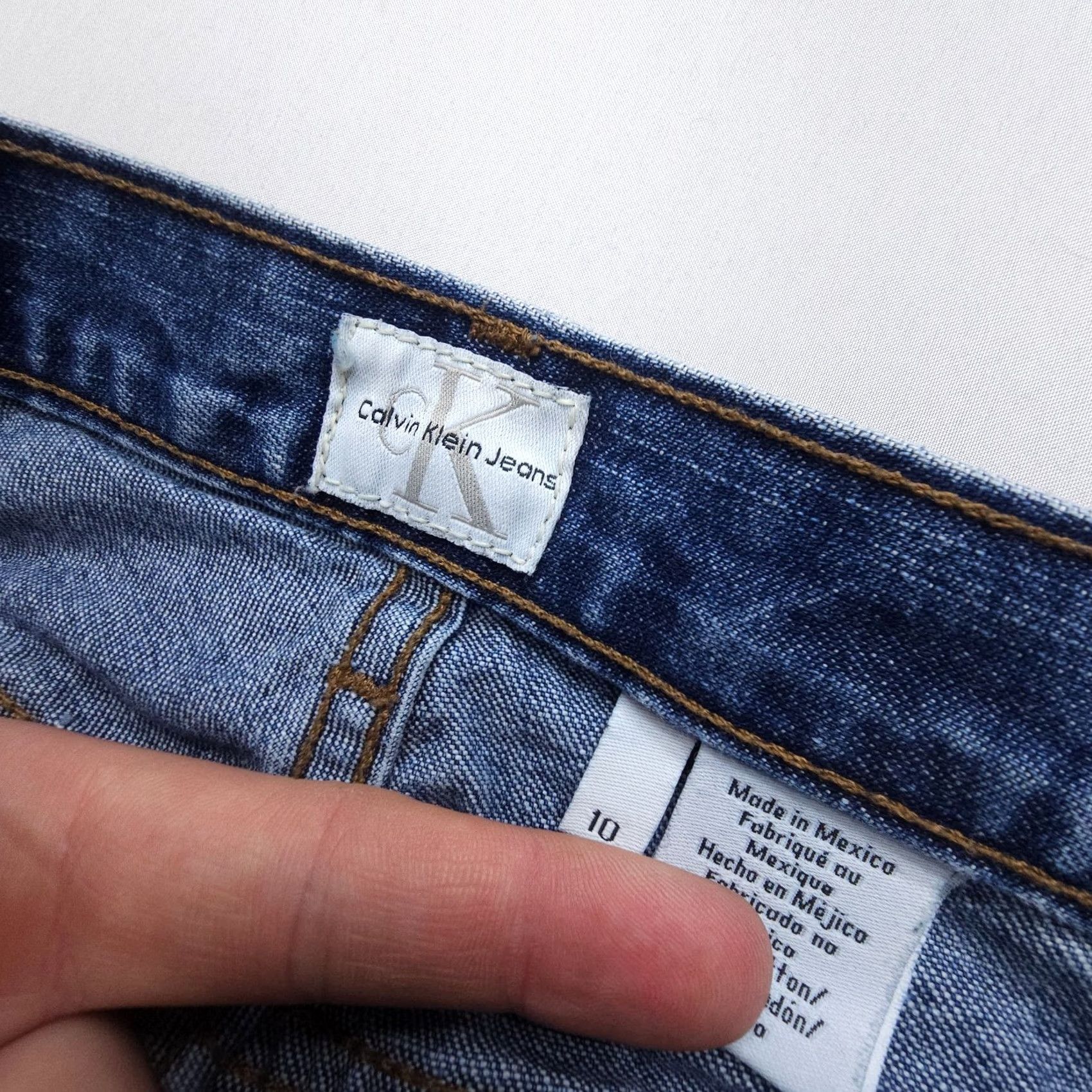 Calvin Klein VINTAGE Calvin Klein High Rise Bootcut Jeans Womens 10 Blue 90s USA 34in Inseam Regular Fabric Denim Cotton 5-Pocket Logo Size 32" / US 10 / IT 46 - 3 Thumbnail
