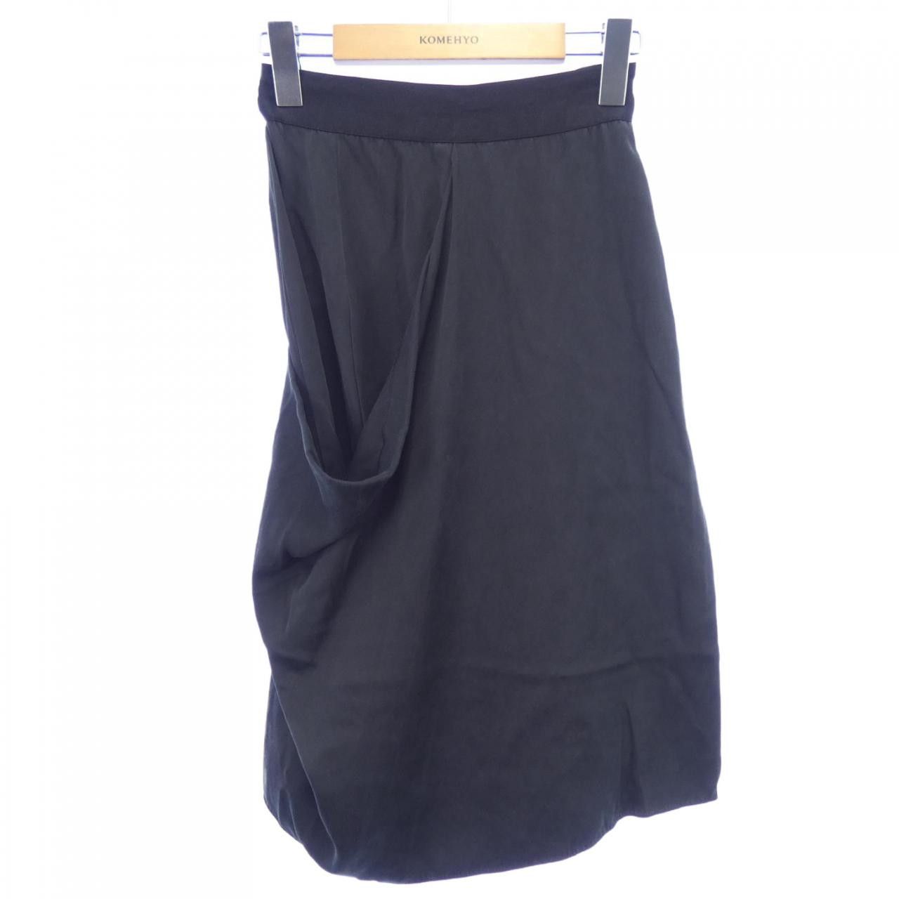 Chanel Chanel Chanel P36882V10591 Silk Skirt Others Skirts P36882V10591 DUTY FREE for USA Size ONE SIZE - 1 Thumbnail