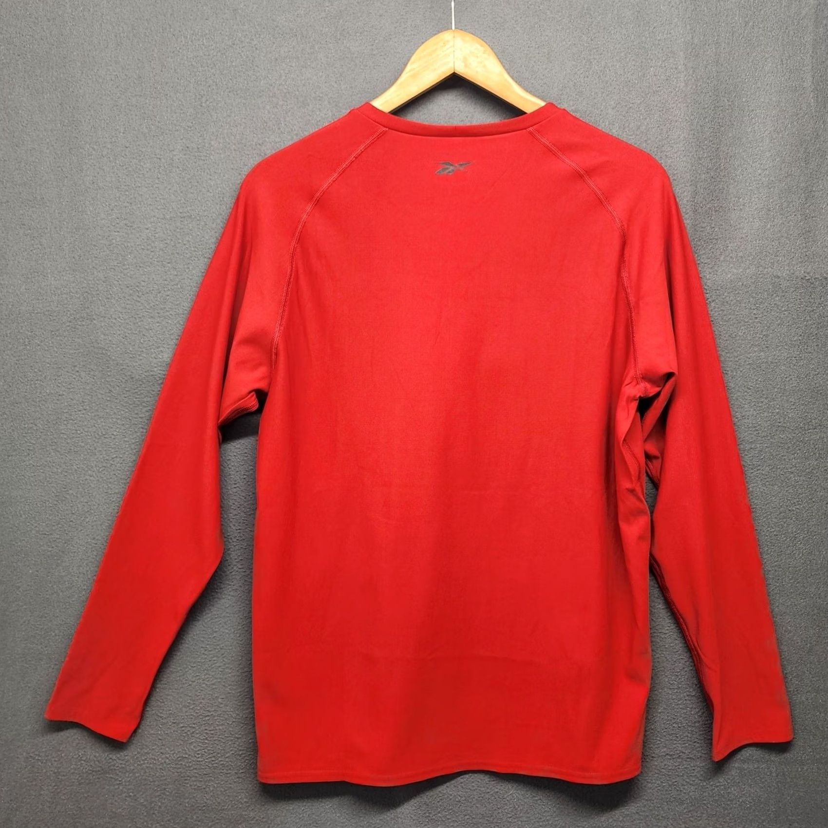 Reebok Reebok Mens Shirt Baselayer XL Red Long Sleeve Play Dry Performance Wicking Size US XL / EU 56 / 4 - 2 Thumbnail