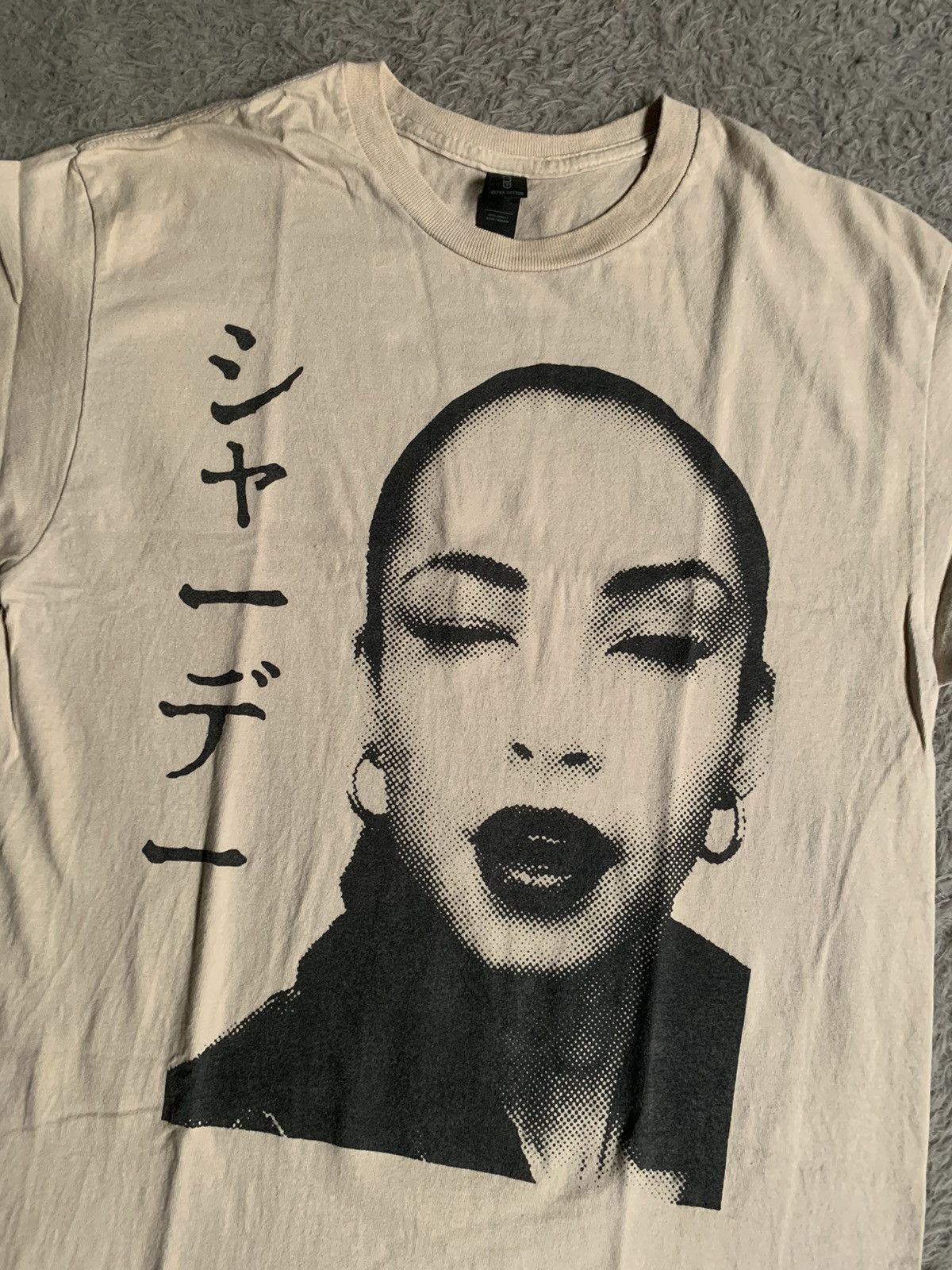 Band Tees Sade Japanese Font Tee Rap Erd Geunge Size US L / EU 52-54 / 3 - 2 Thumbnail