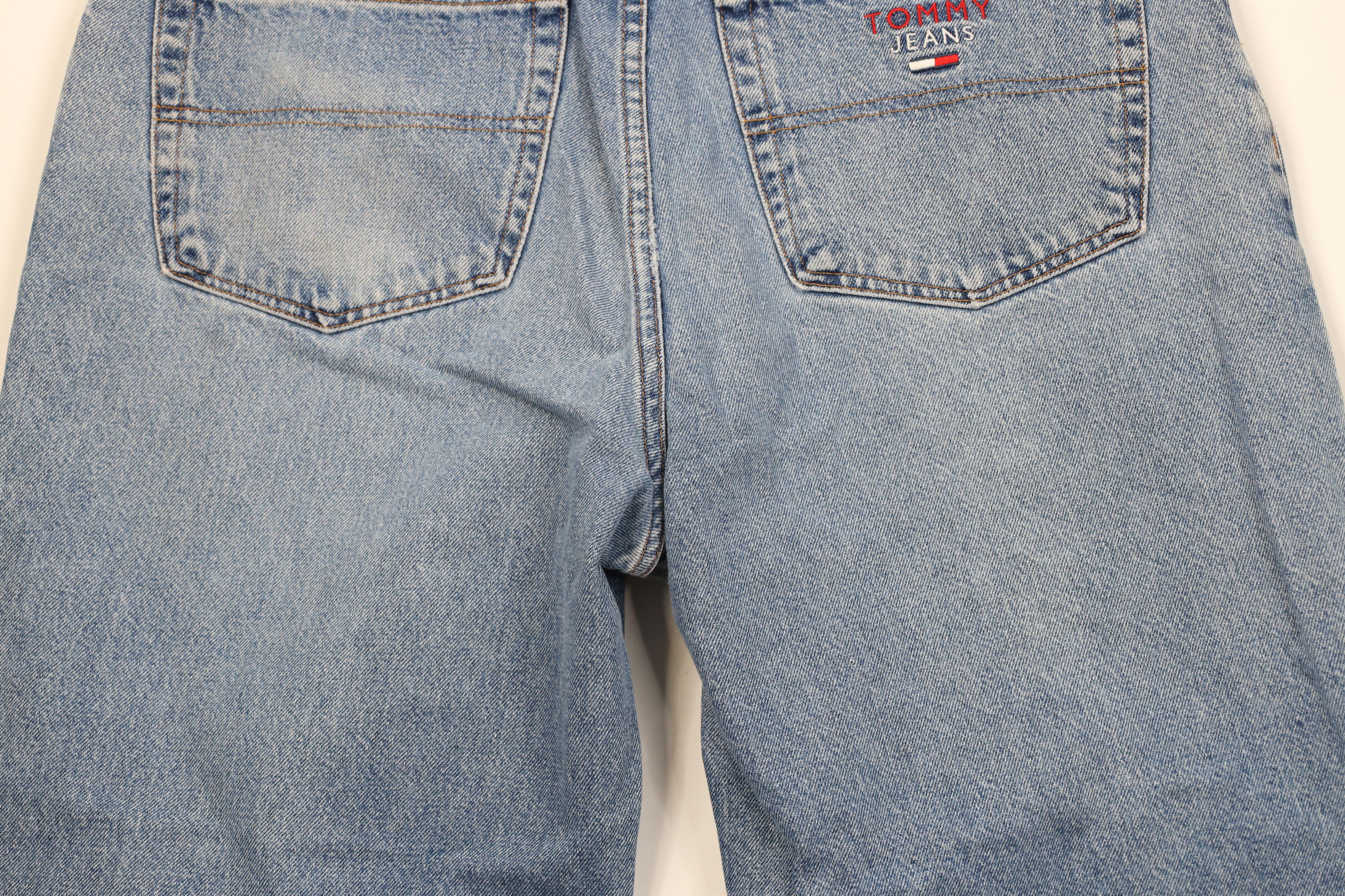 Tommy Hilfiger Vintage 90s Tommy Hilfiger Baggy Relaxed Fit Denim Jeans Size US 38 / EU 54 - 13 Thumbnail