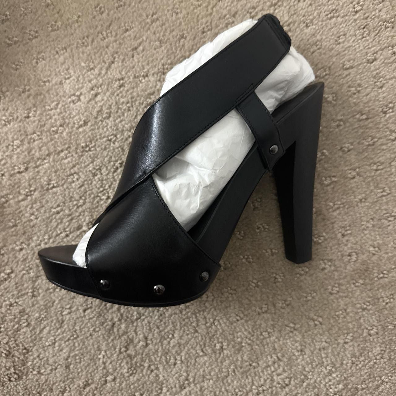 Diane vonFurstenberg Black Leather Toe Heels