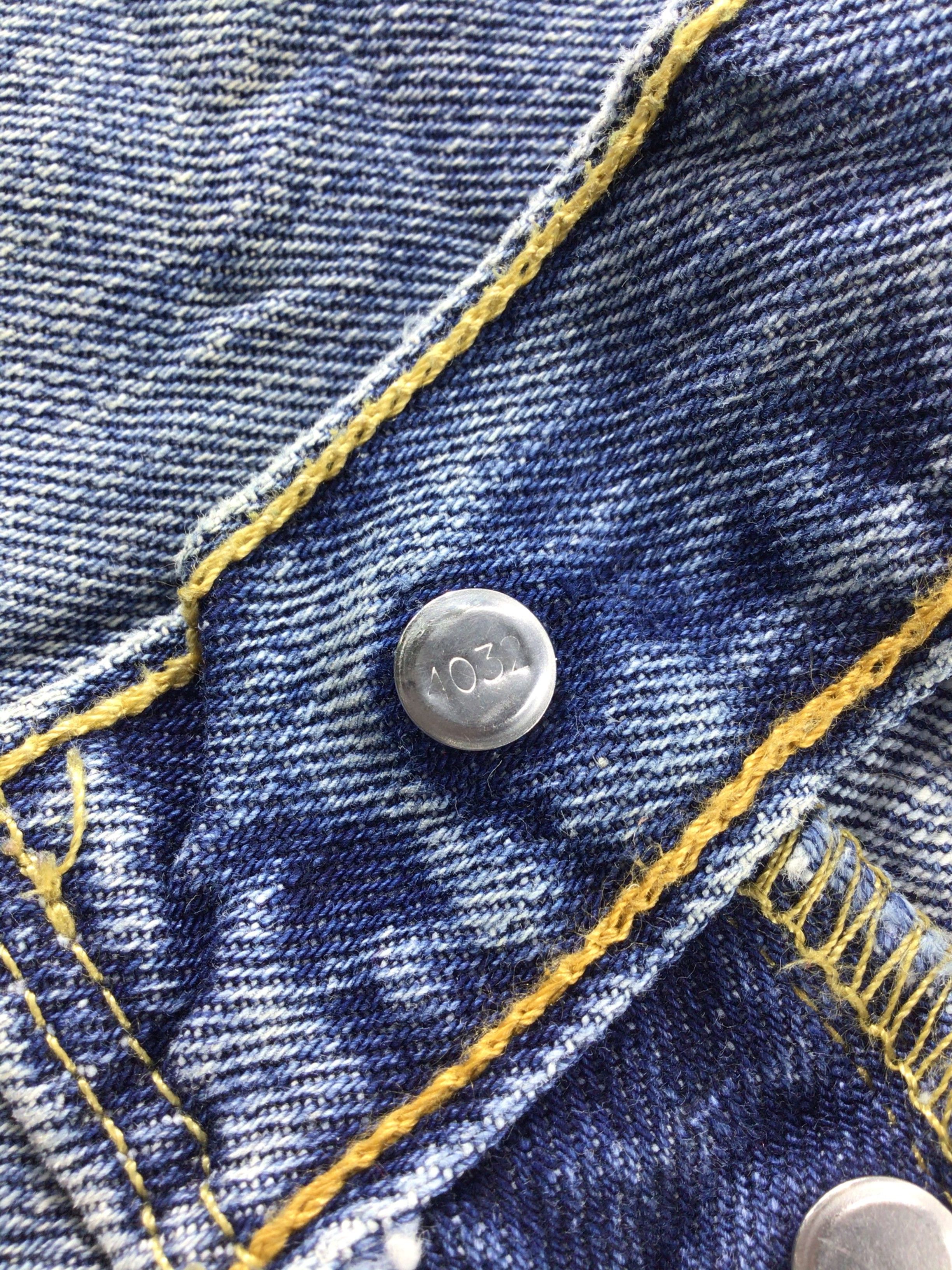 Levi's Vintage Levis 501 Jeans-JM303 Size US 37 - 10 Thumbnail