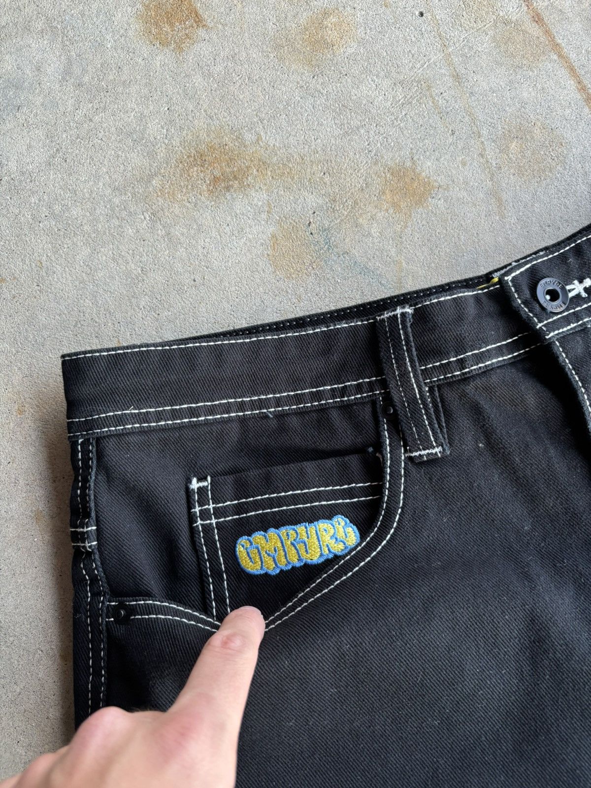 Empyre Crazy Empyre Fire Hydrant NEW Baggy Wide Leg Contrast Jorts Size US 32 / EU 48 - 4 Thumbnail