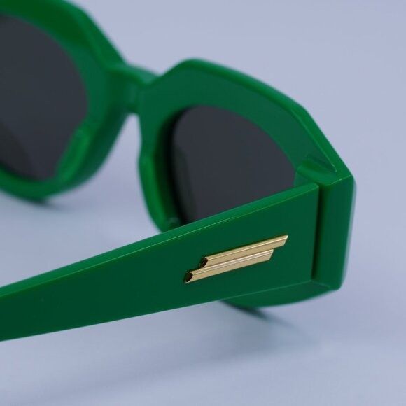 Bottega Veneta Bottega Veneta BV1031S 005 Sunglasses Green Oval Frame Size ONE SIZE - 11 Thumbnail