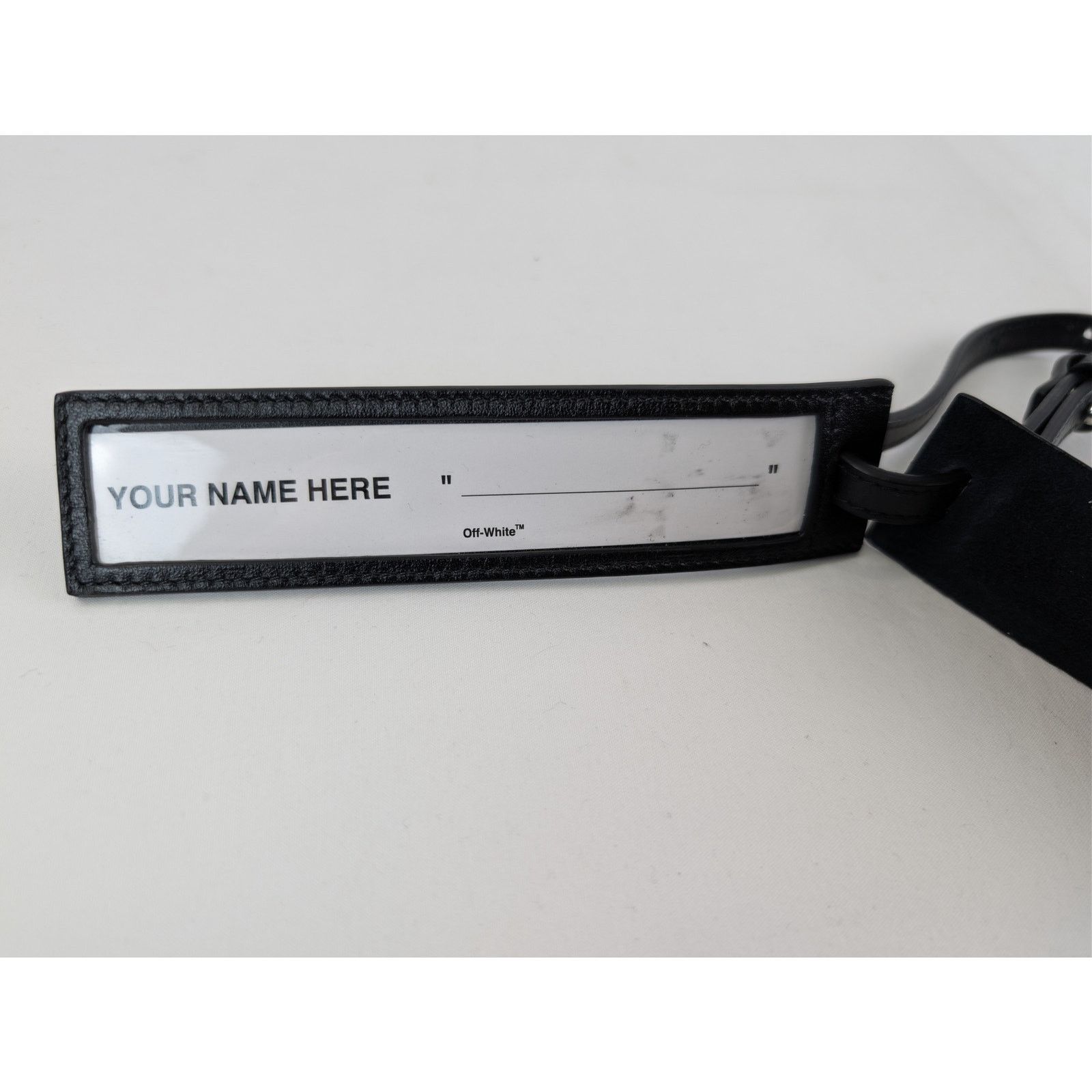 Off-White o1rshd1 Size: OS / Leather Luggage Tag in Black Size ONE SIZE - 7 Thumbnail
