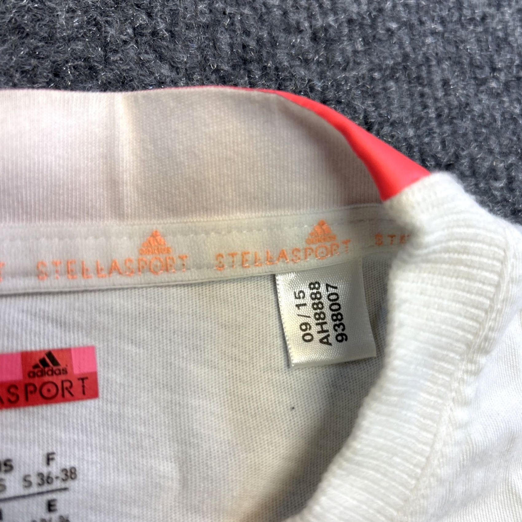 Stella McCartney Stella McCartney Adidas Shirt Women S Graphic Spellout Athletic Gym Workout Top Short Sleeve White, Regular, S, Polo? Size S / US 4 / IT 40 - 3 Thumbnail