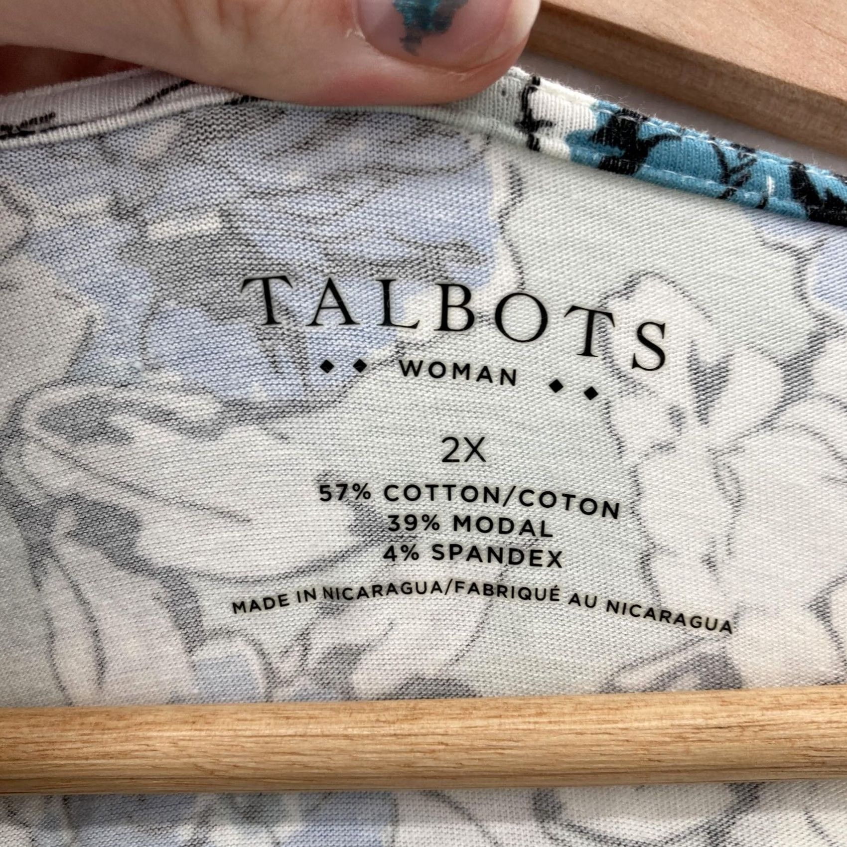 Talbots Talbots Shirt Womens 2X Green Blue Floral Surplice Wrap 3/4 Sleeve Feminine Size XXL / US 16-18 / IT 52-54 - 2 Thumbnail
