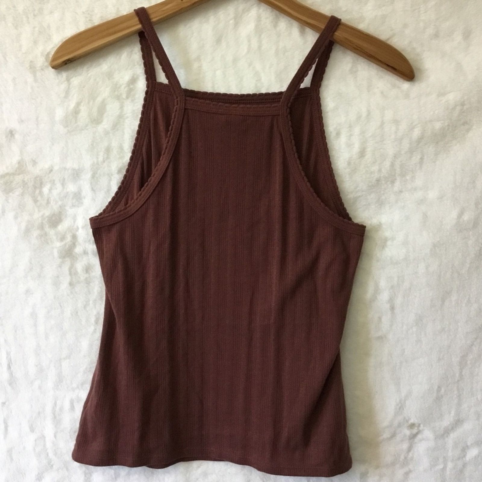Old Navy Old Navy Brown EyeletTank Top Size M / US 6-8 / IT 42-44 - 8 Thumbnail