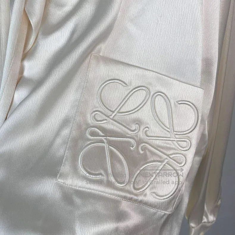 Loewe Loewe Champagne White Logo Long Sleeve Shirt Size XS / US 0-2 / IT 36-38 - 5 Thumbnail