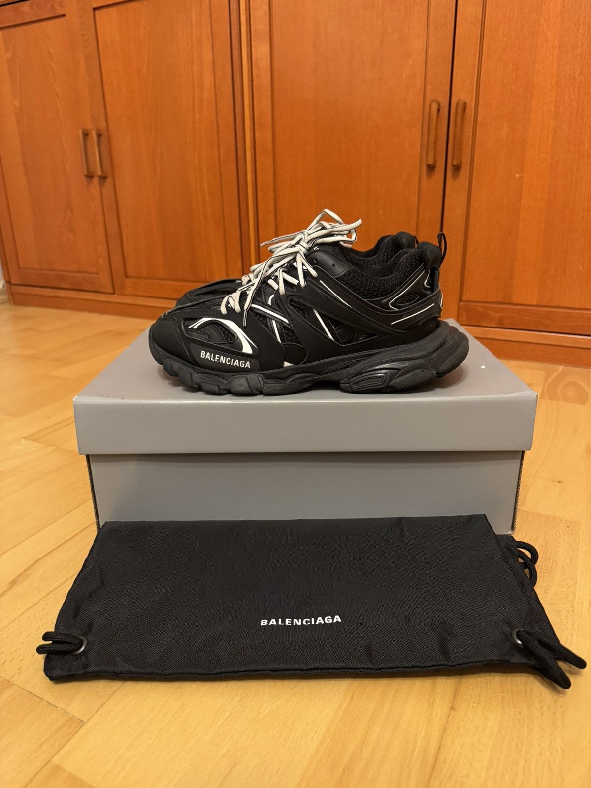 Balenciaga Balenciaga Track Black White Size US 8 / EU 41 - 1 Thumbnail