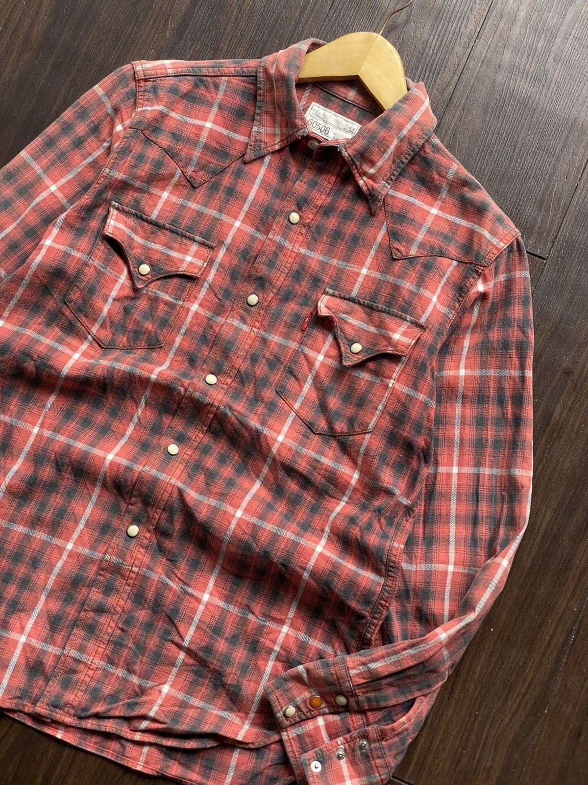 Levi's Vintage Clothing VINTAGE LEVIS WESTERN STONE BUTTON FLANNEL SHIRT Size US M / EU 48-50 / 2 - 1 Thumbnail