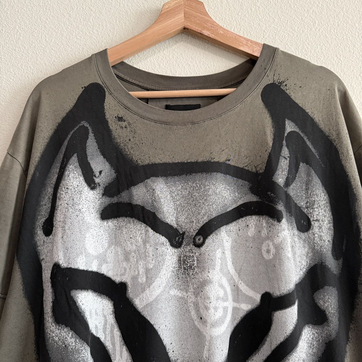 Chito × Givenchy Givenchy chito spraypaint t shirt Size US L / EU 52-54 / 3 - 2 Thumbnail