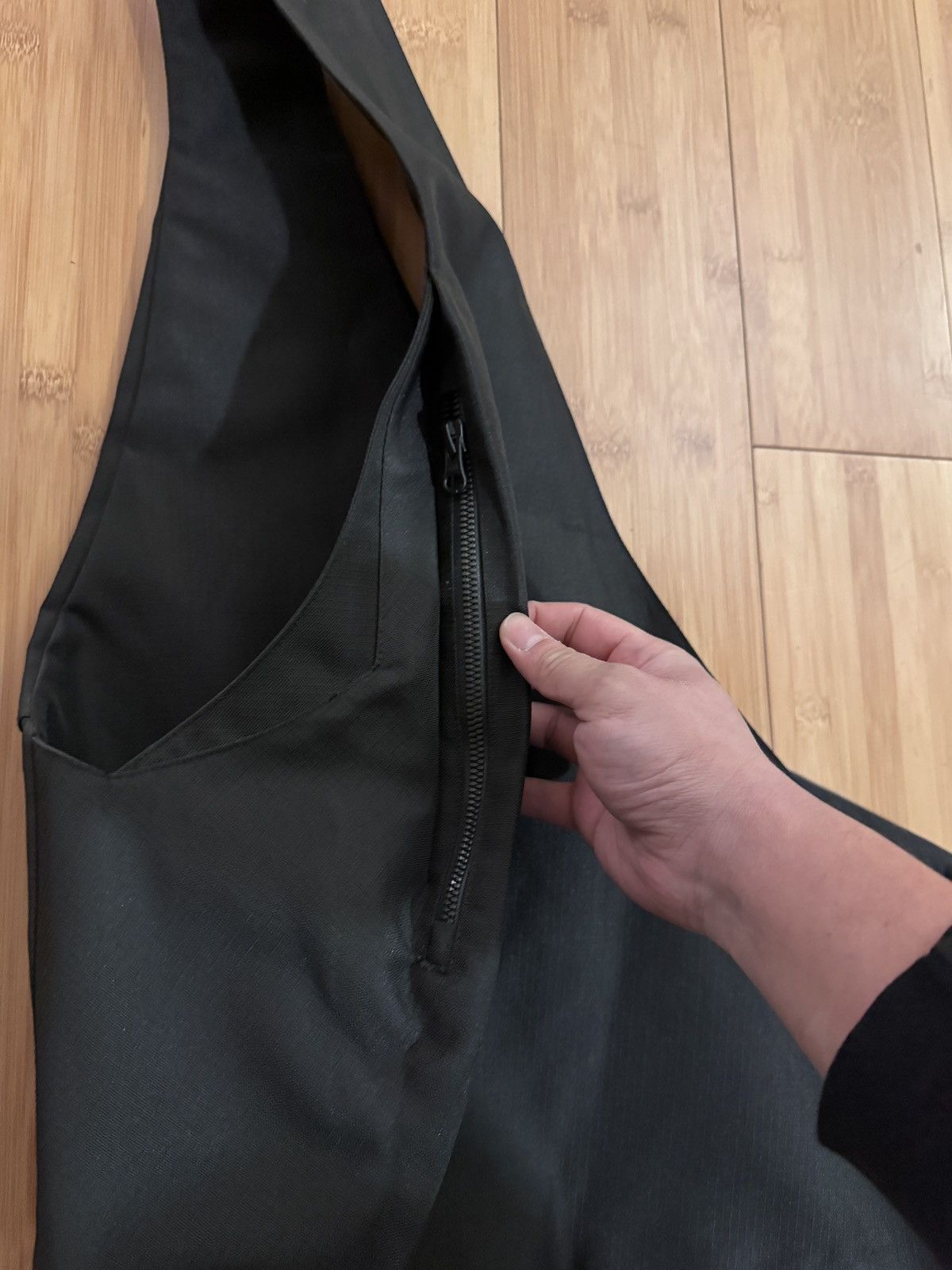 Guerrilla Group Aysmetic vest bag Size ONE SIZE - 4 Thumbnail