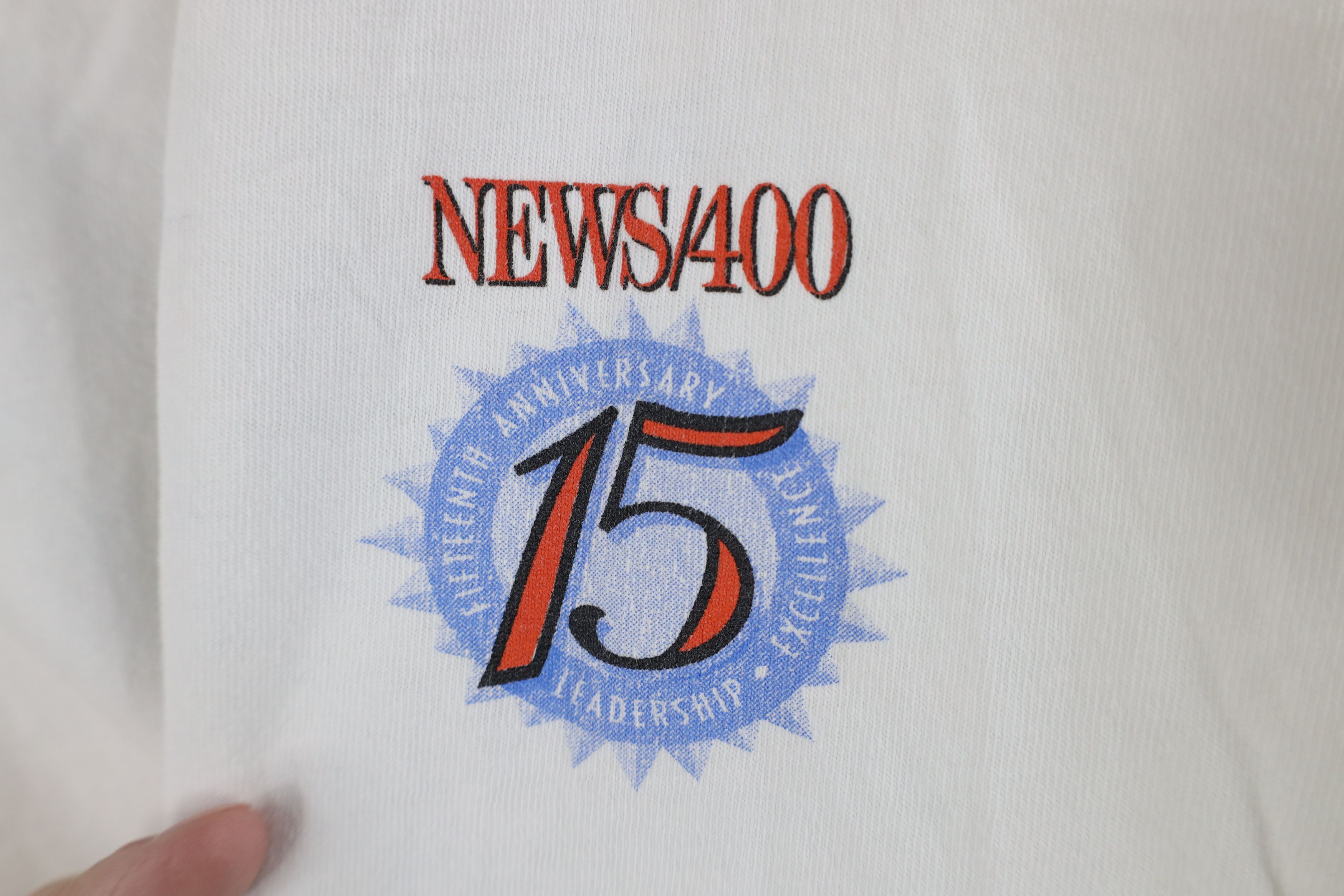 Vintage Vintage 90s News 400 So Good It Blows Your Mind T-Shirt Size US XL / EU 56 / 4 - 4 Thumbnail