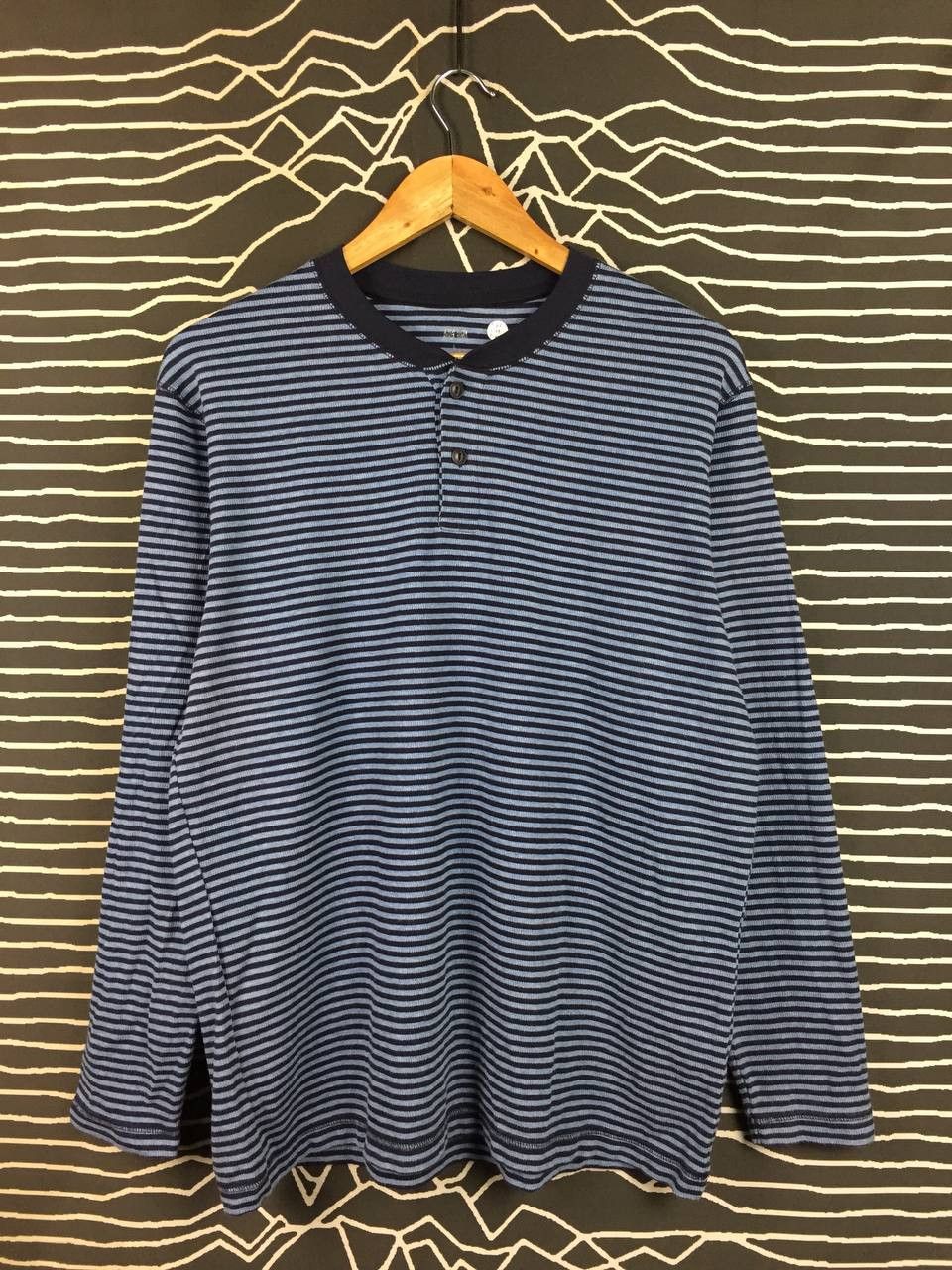 Uniqlo Uniqlo Cotton Stretch Striped Long Sleeve Henley Tee Size L Size US L / EU 52-54 / 3 - 1 Thumbnail