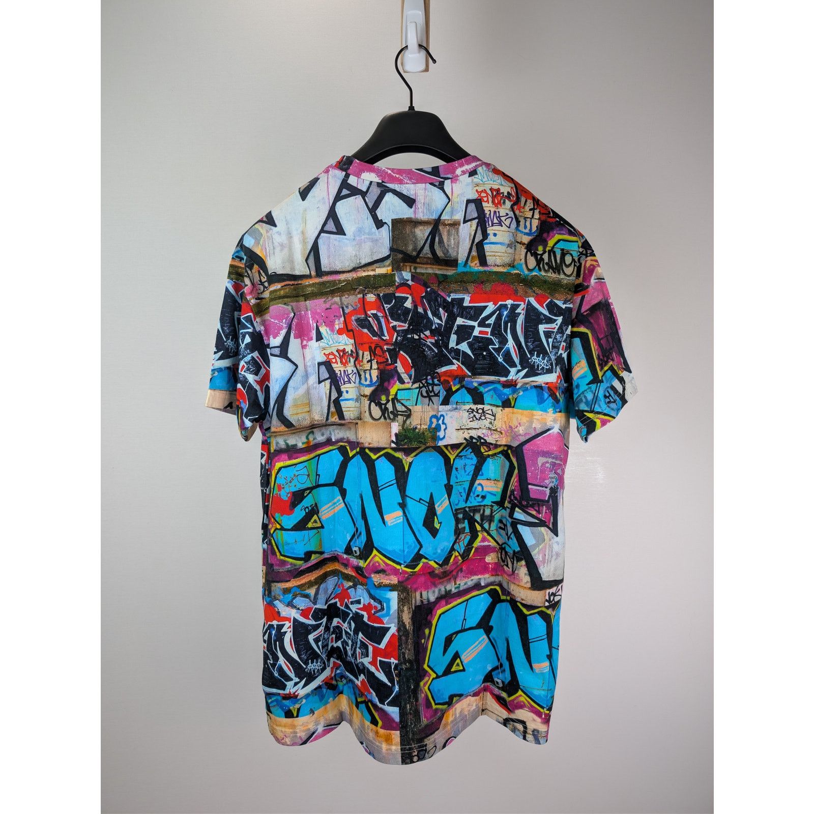Vivienne Westwood o1rshd1 Classic Graffiti T-Shirt in Multiolor Size US L / EU 52-54 / 3 - 17 Thumbnail