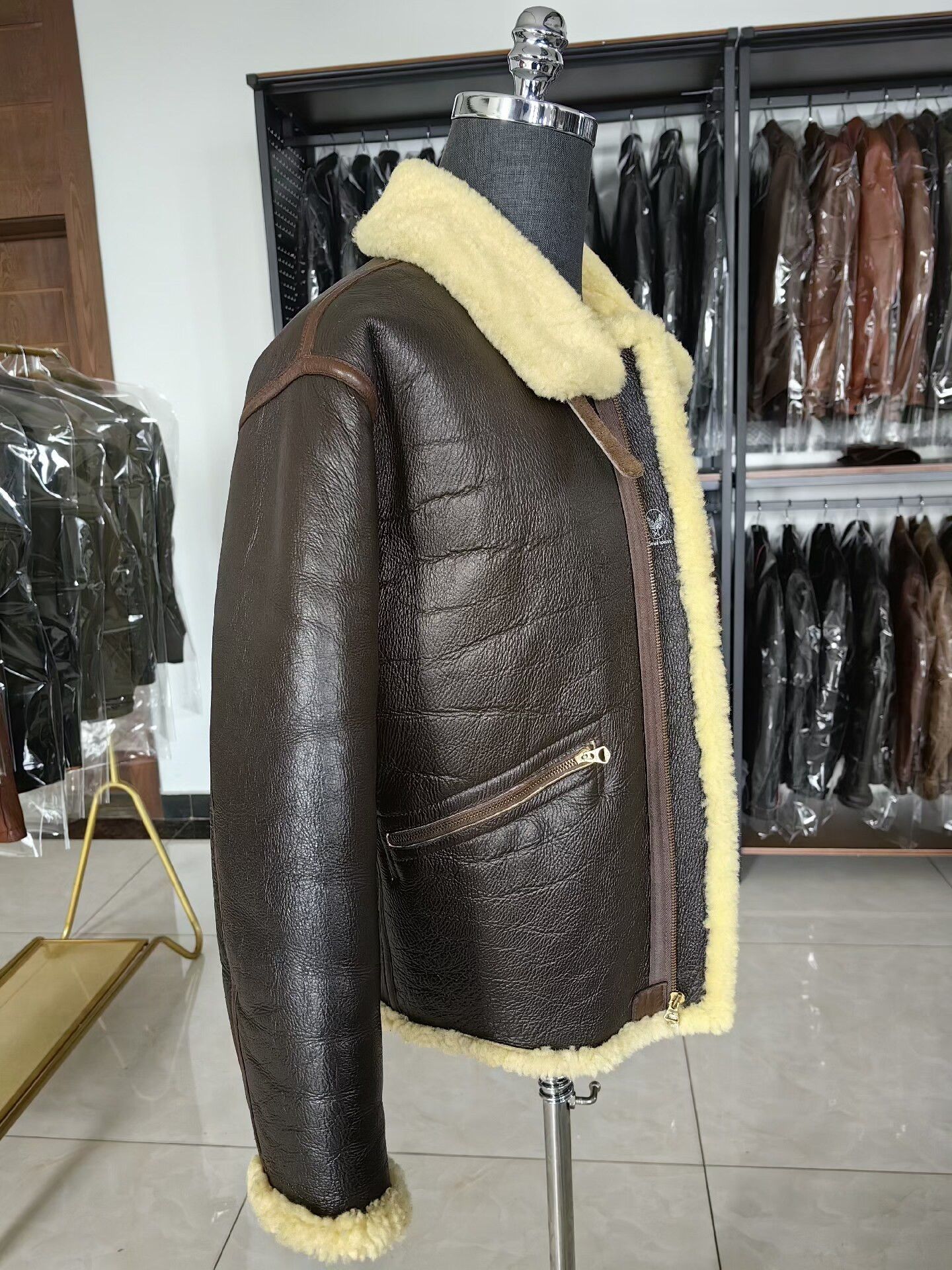 The Real McCoy's real mccoys D1 flight jacket sheepskin Size US S / EU 44-46 / 1 - 1 Thumbnail