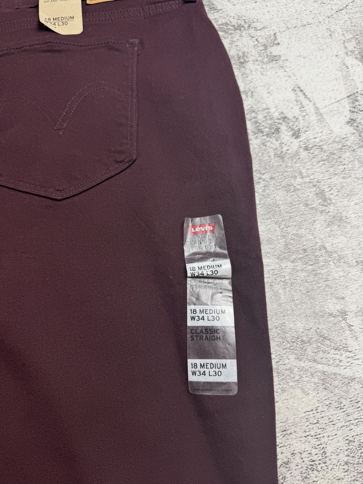 Levi's Levi’s NEW Classic Straight Men’s Cherry W34 L30 Cotton Mid Rise Pants Trousers Size US 34 / EU 50 - 8 Thumbnail
