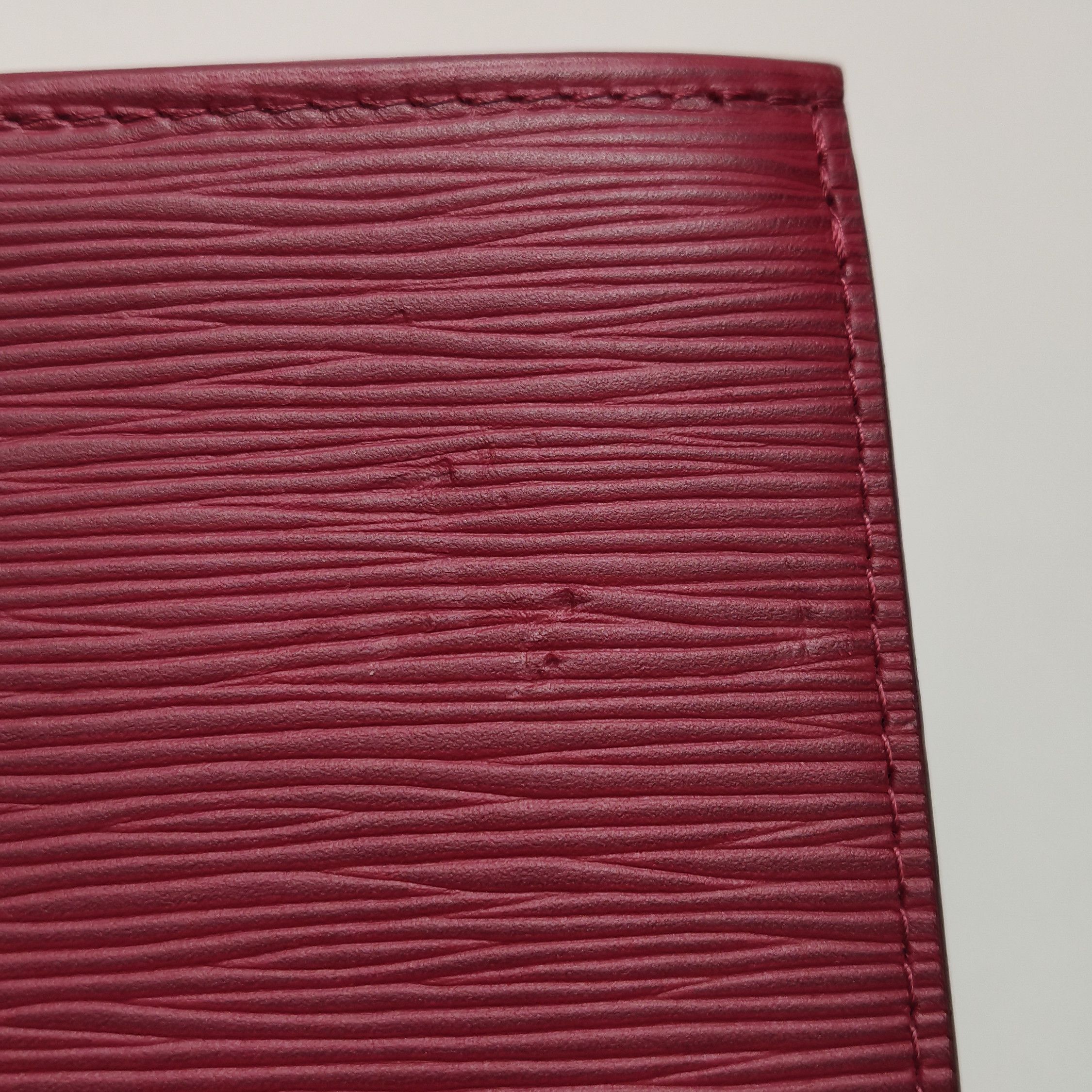 Louis Vuitton Louis Vuitton (LV) toiletry bag 26 cowhide solid color wate Size ONE SIZE - 8 Thumbnail