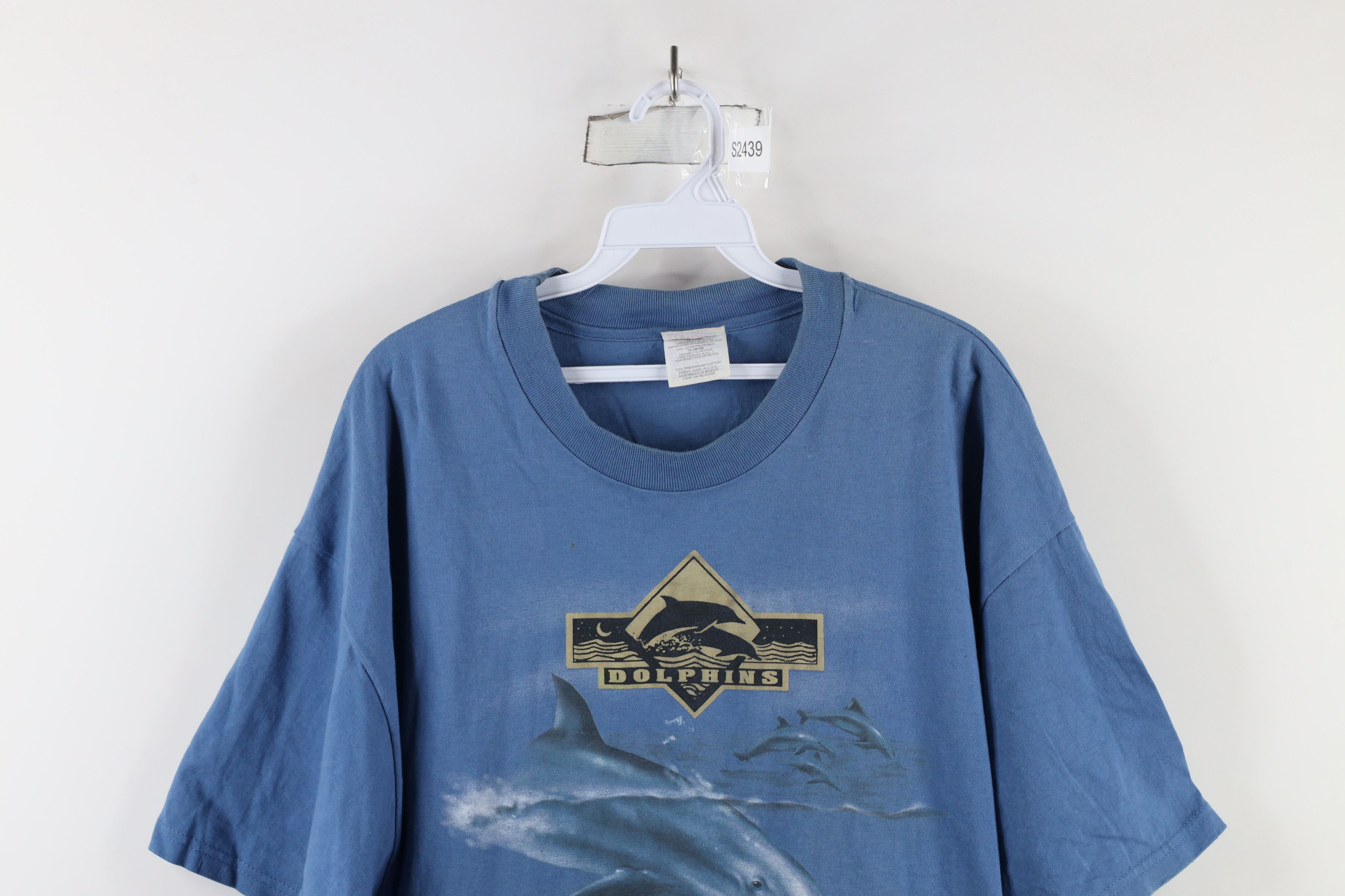 Vintage Vintage 90s Streetwear Out Virginia Dolphins Nature T-Shirt Size US XL / EU 56 / 4 - 2 Thumbnail