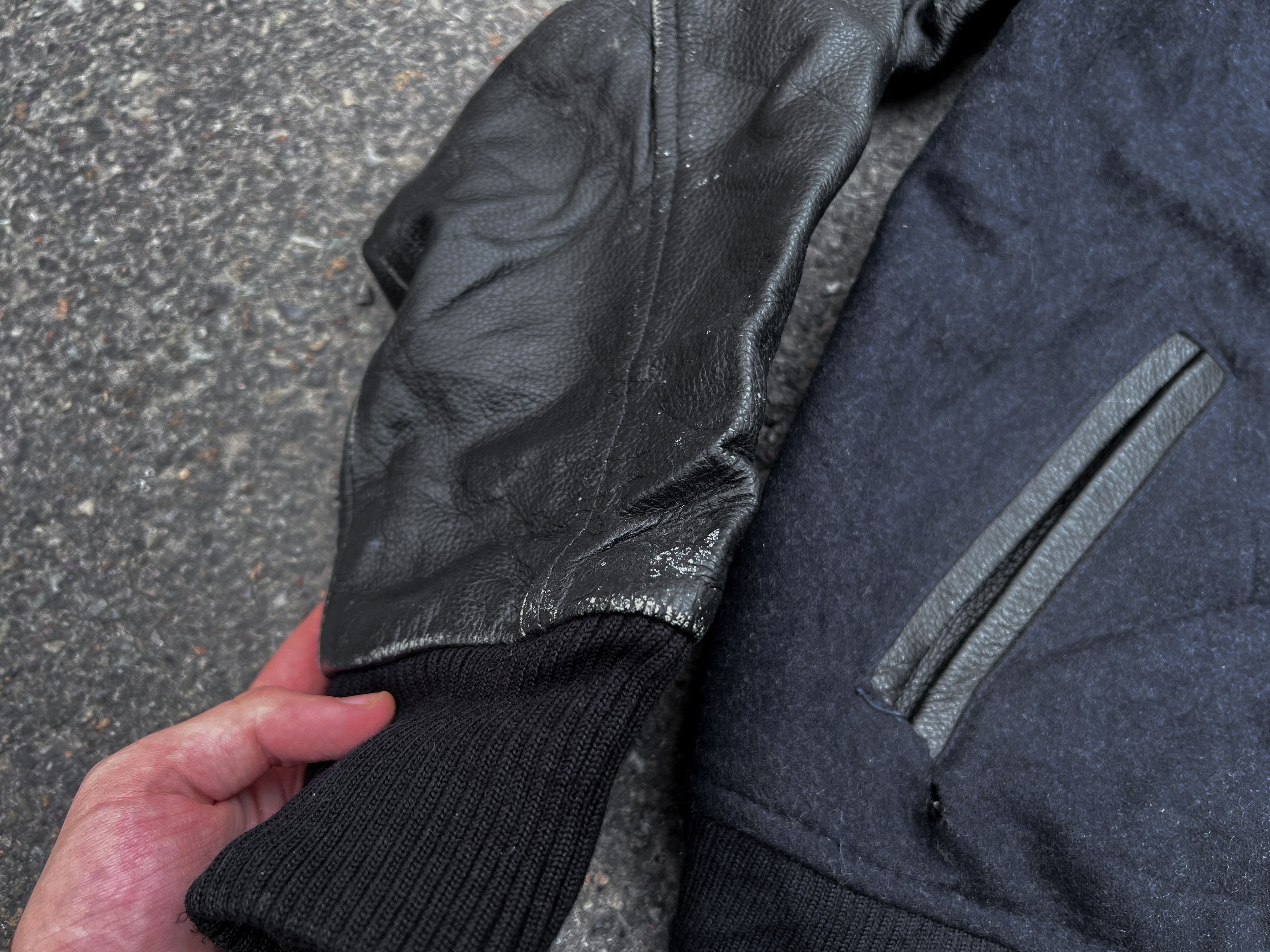 Carhartt 💲RARE💲 Carhartt Bandit Jacket Baseball Bomber M Size Size US M / EU 48-50 / 2 - 7 Thumbnail