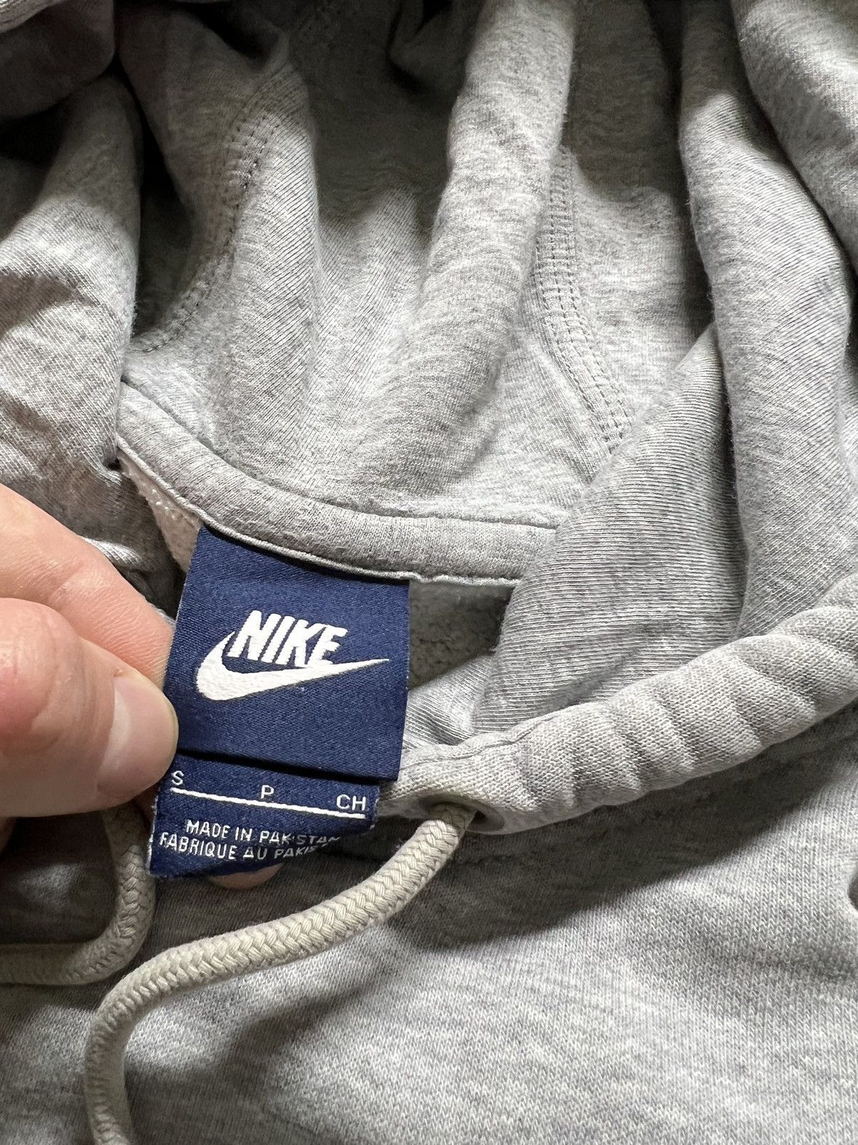 Nike × Vintage Vintage Y2k Nike 🩶 Mini Swoosh Faded Basic Blank Hoodie 00’s Size US S / EU 44-46 / 1 - 7 Thumbnail