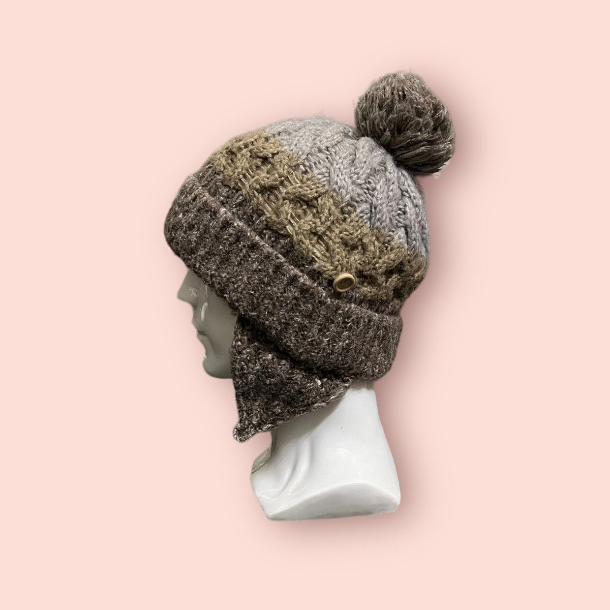 Other VINTAGE JAPAN CABLE KNITTED BEANIE VIVIENNE STYLE DESIGN Size ONE SIZE - 5 Thumbnail