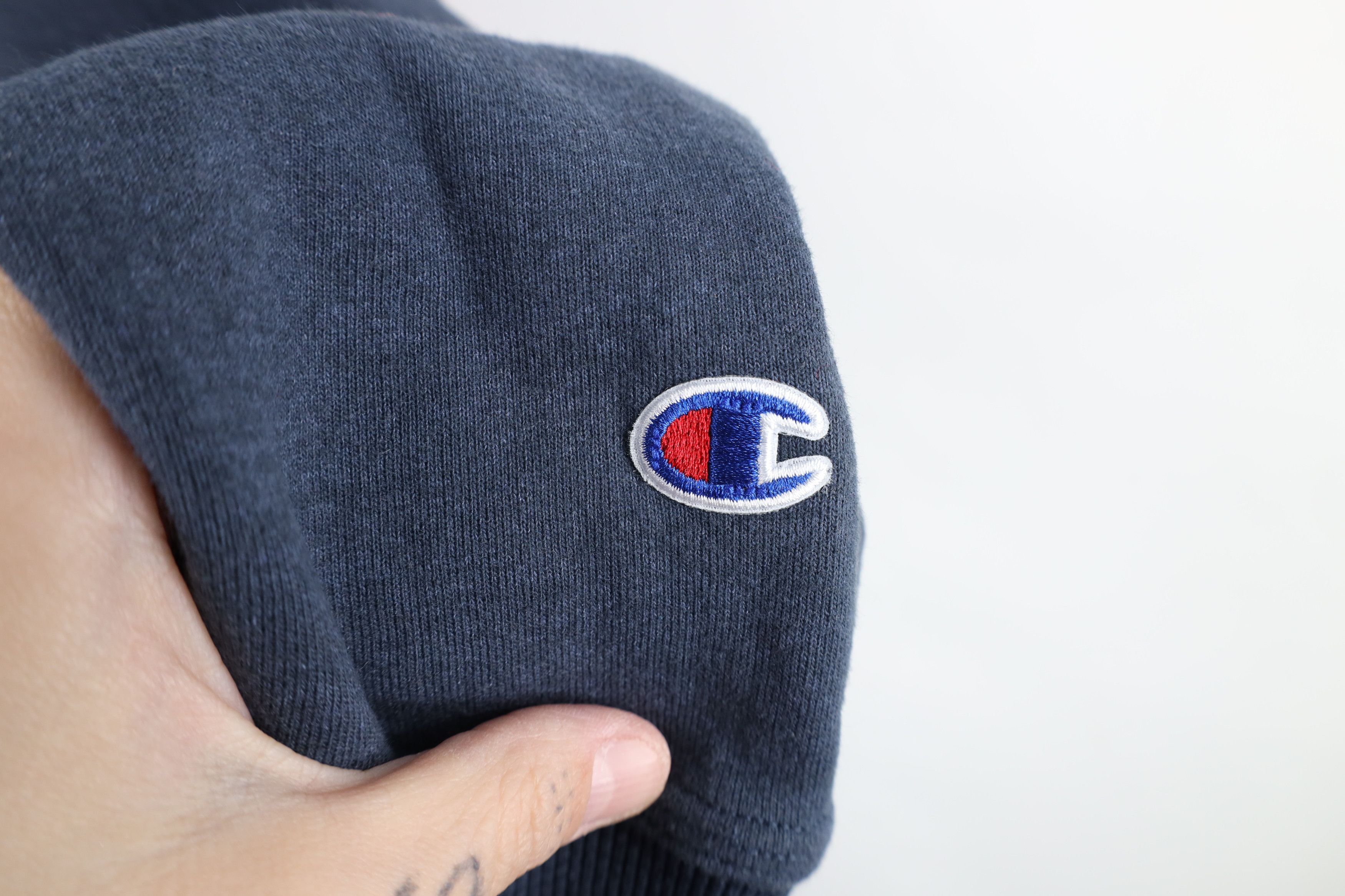 Champion Vintage Champion Monochrome Classic Logo Crewneck Sweatshirt Size US L / EU 52-54 / 3 - 6 Thumbnail
