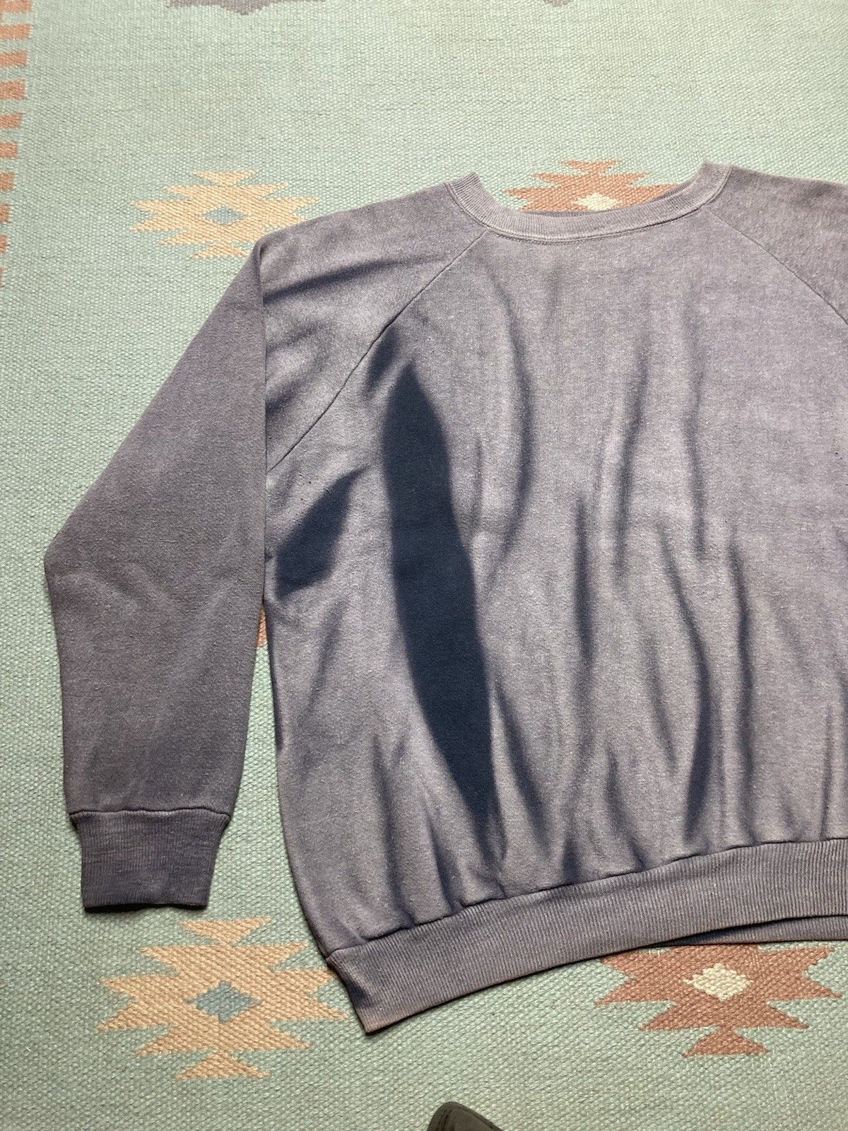 Vintage 60s crewneck sweatshirt blank sun faded blue gradient L/XL Size US XL / EU 56 / 4 - 2 Thumbnail