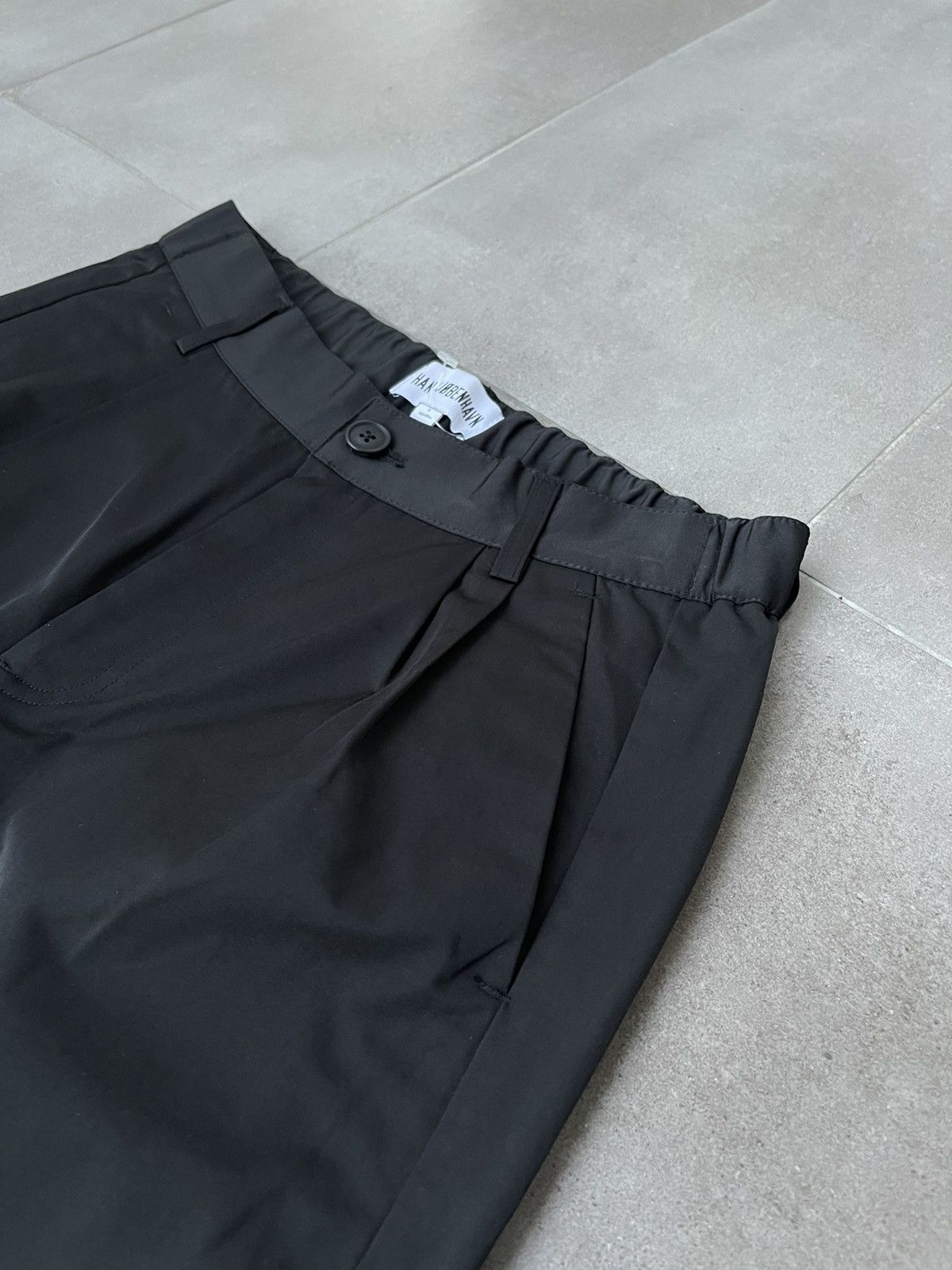 Han Kjobenhavn !DS! AW22 Han Kjobenhavn Tapered Black Trousers Size US 30 / EU 46 - 11 Thumbnail