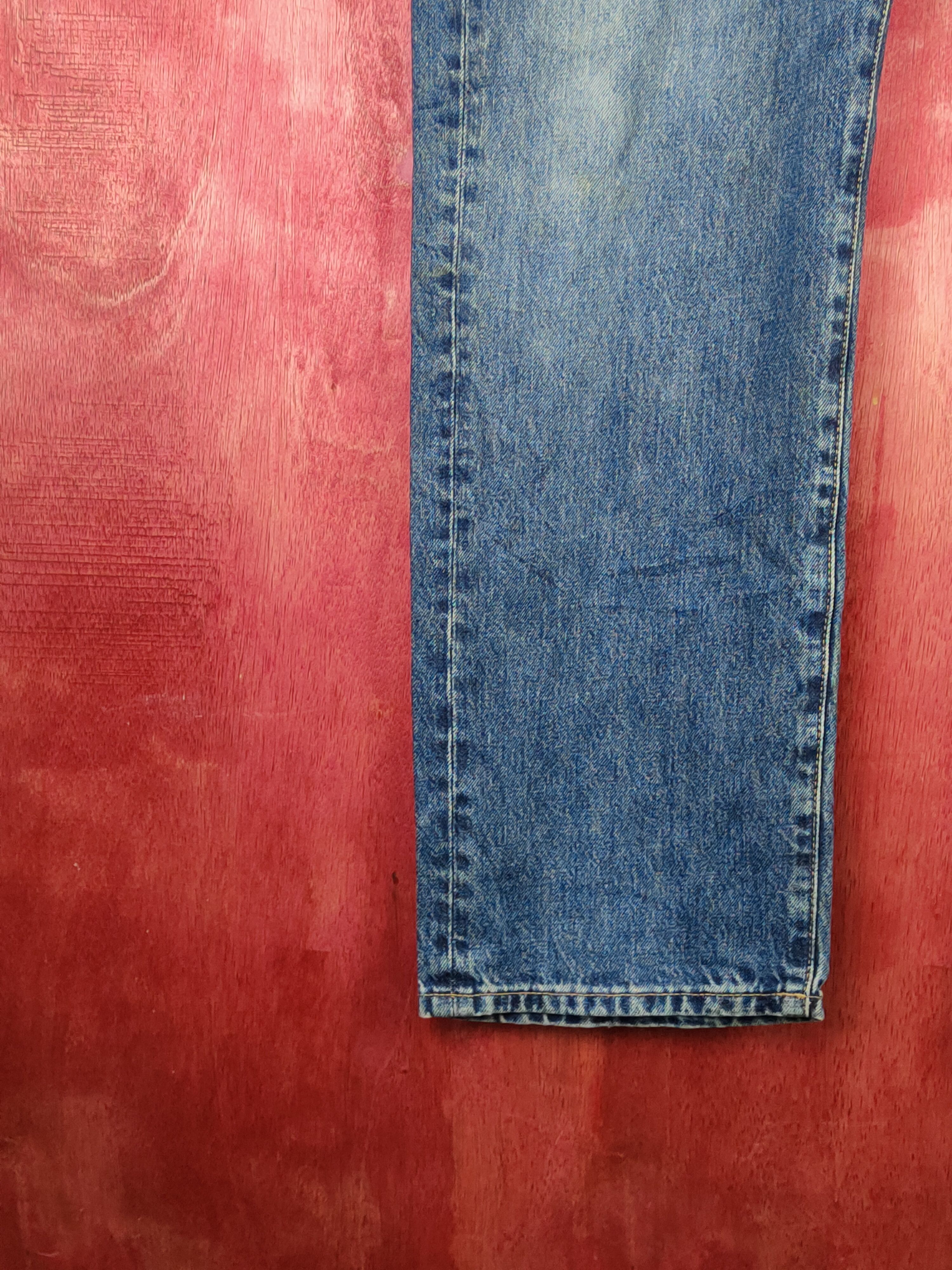Japanese Brand Uniqlo Blue Distressed Ripped Jeans #S1692 Size US 38 / EU 54 - 4 Thumbnail