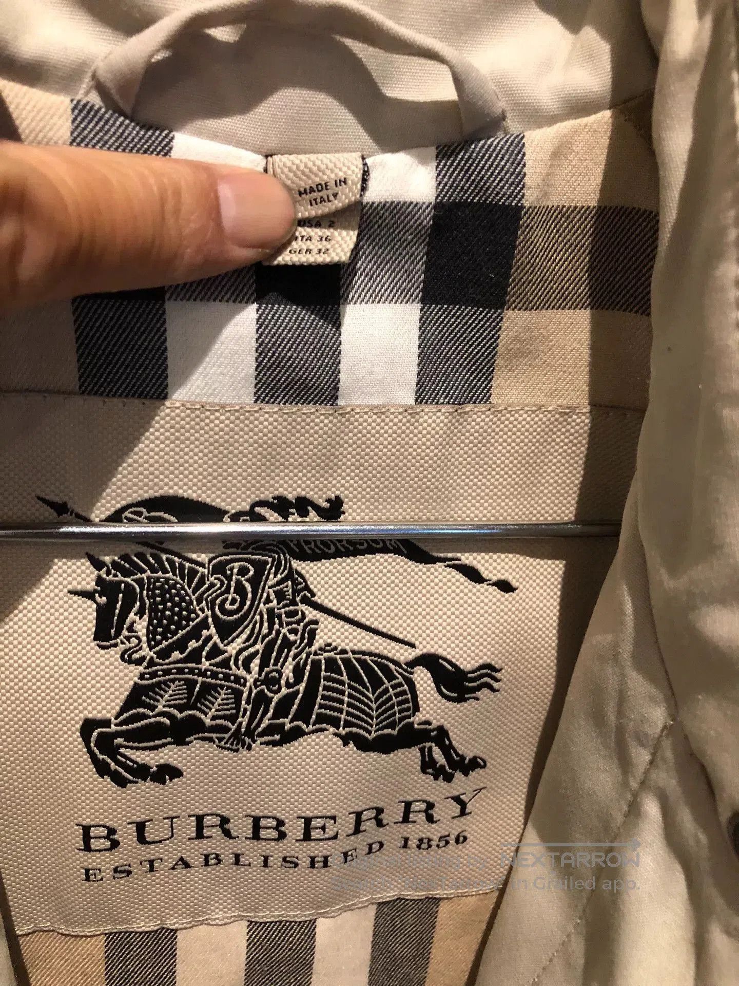 Burberry Burberry Runway Trench Coat. Size XS / US 0-2 / IT 36-38 - 4 Thumbnail