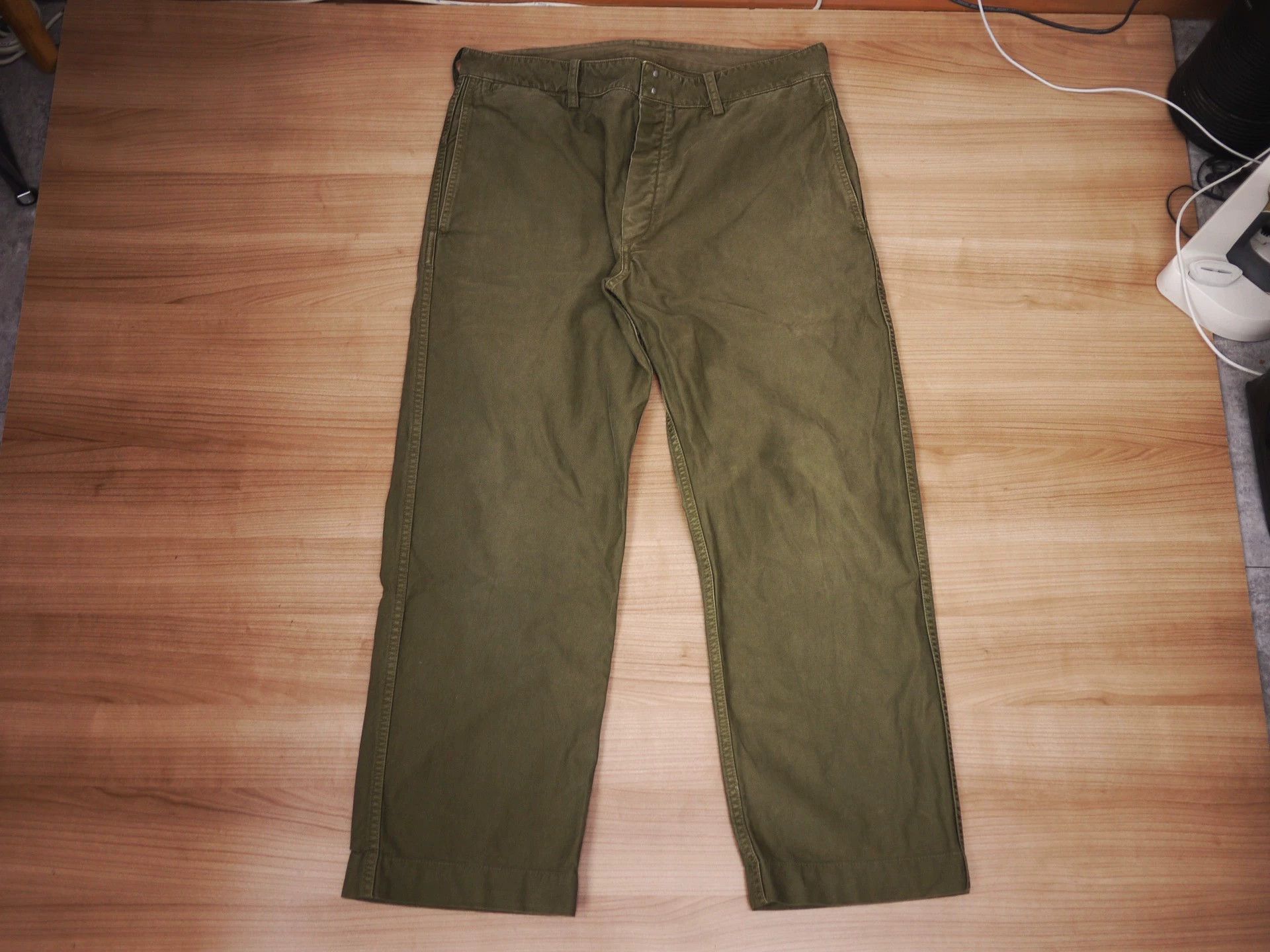 Visvim VISVIM PASTORAL PANTS DMGD CHINO OLIVE 3 (shortened) Size US 34 / EU 50 - 1 Thumbnail