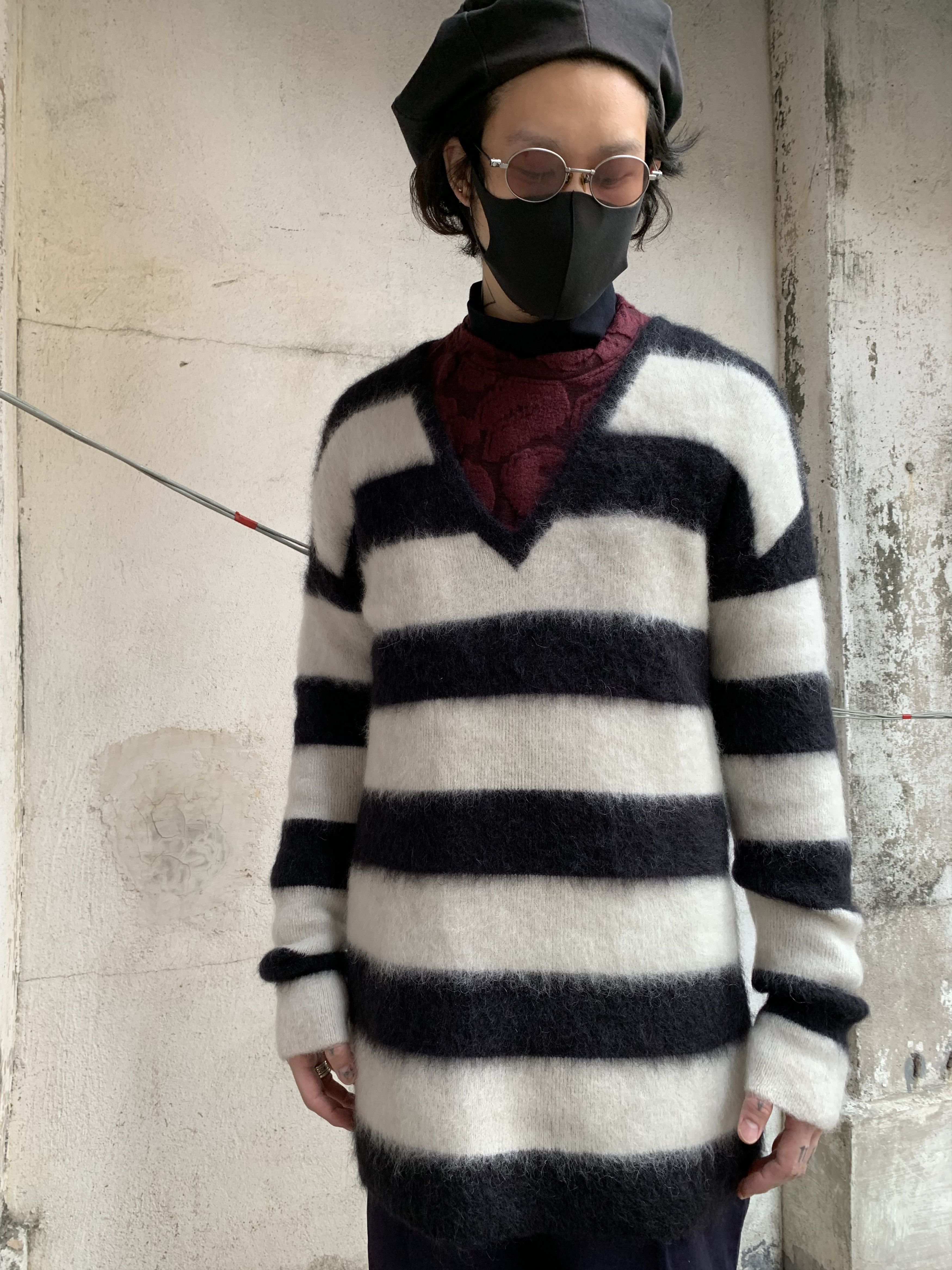 John Galliano John Galliano Stripes Knitted V Neck Sweater Size US M / EU 48-50 / 2 - 1 Thumbnail