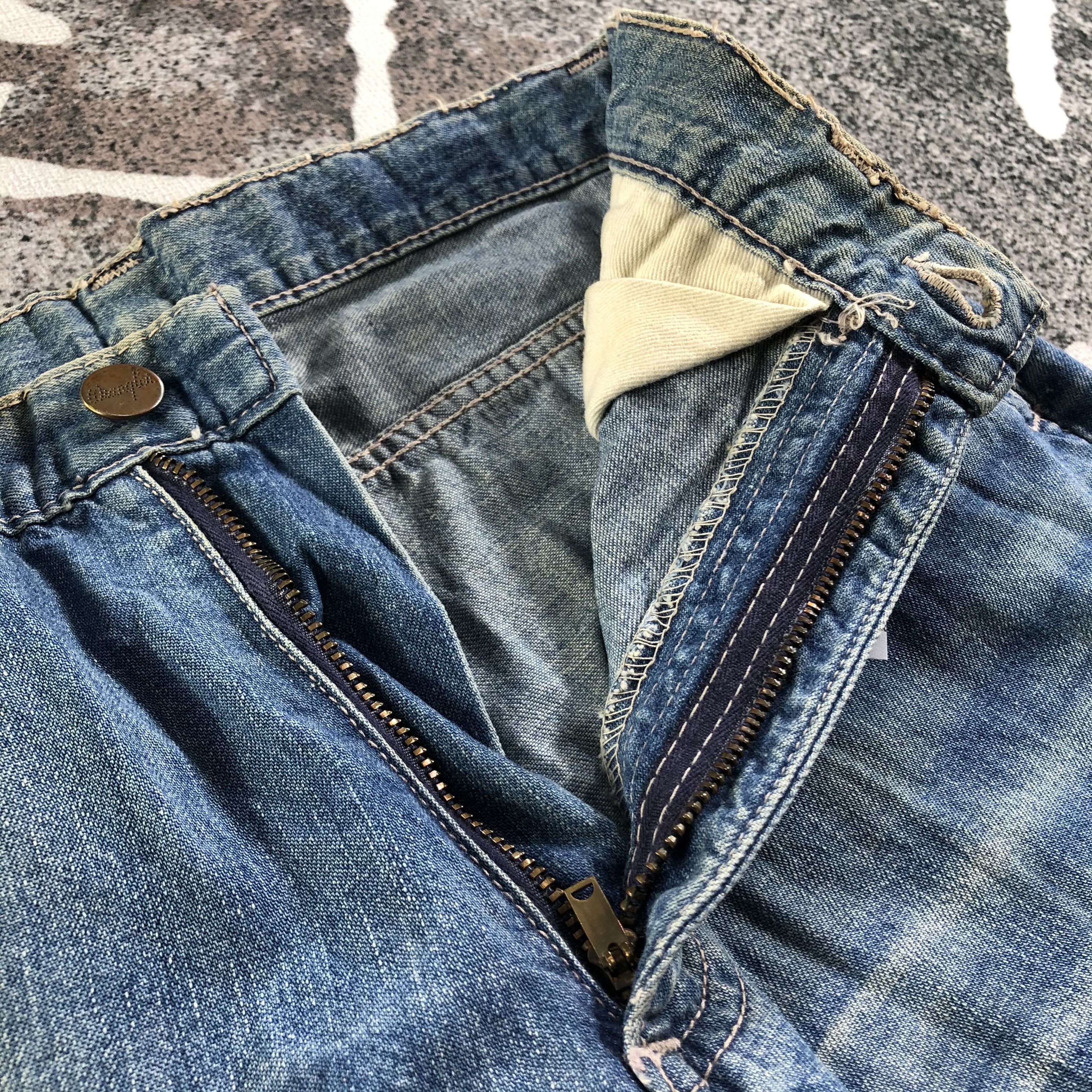 Vintage Vintage Wrangler Bell Bottom Jeans Flare Denim KJ2282 Size US 26 / EU 42 - 7 Thumbnail