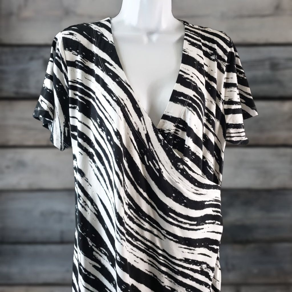 Soft Surroundings Soft Surroundings Dress Saria Faux Wrap Midi V-Neck Short Sleeve Black White Womens Large Size L Size 36" / US 14 / IT 50 - 1 Thumbnail
