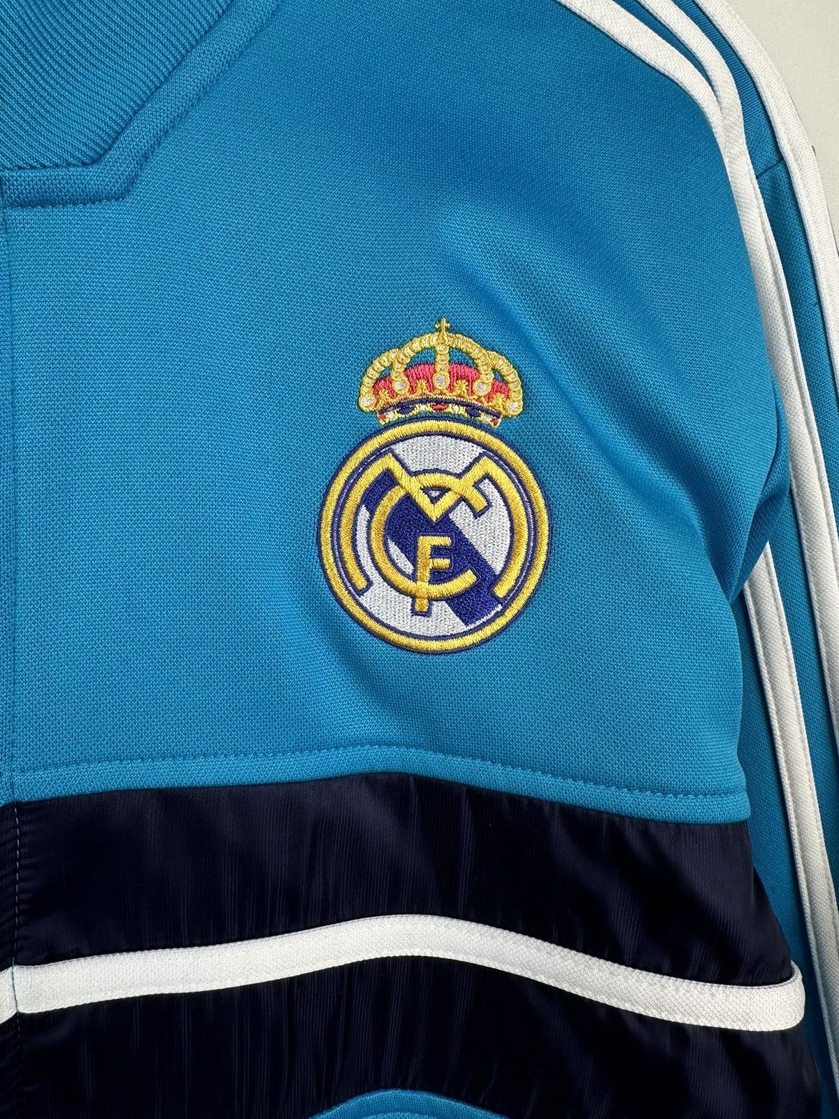Adidas Vintage Adidas Real Madrid Track Top Jacket Size US M / EU 48-50 / 2 - 7 Thumbnail