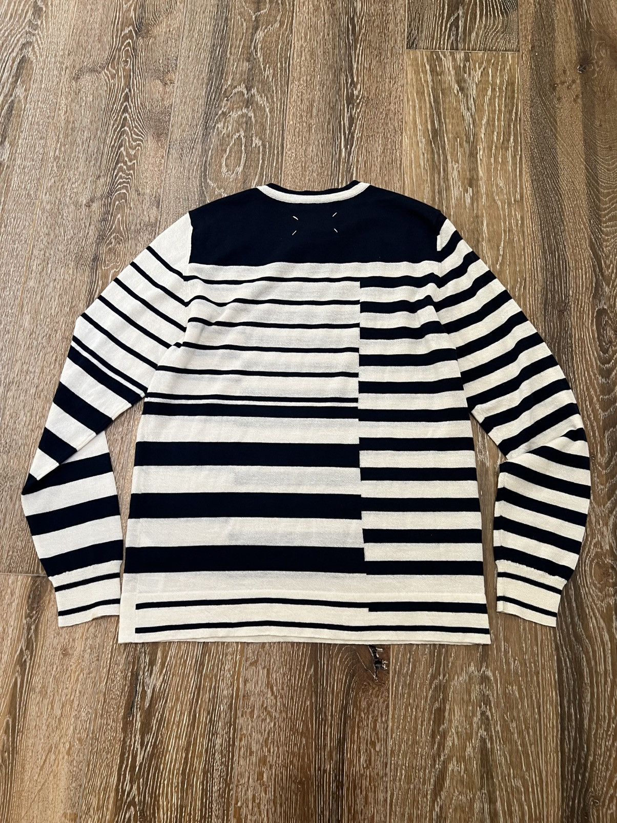 Maison Margiela Maison Margiela Asymmetric Marine Stripe Wool Sweater Size US M / EU 48-50 / 2 - 2 Thumbnail