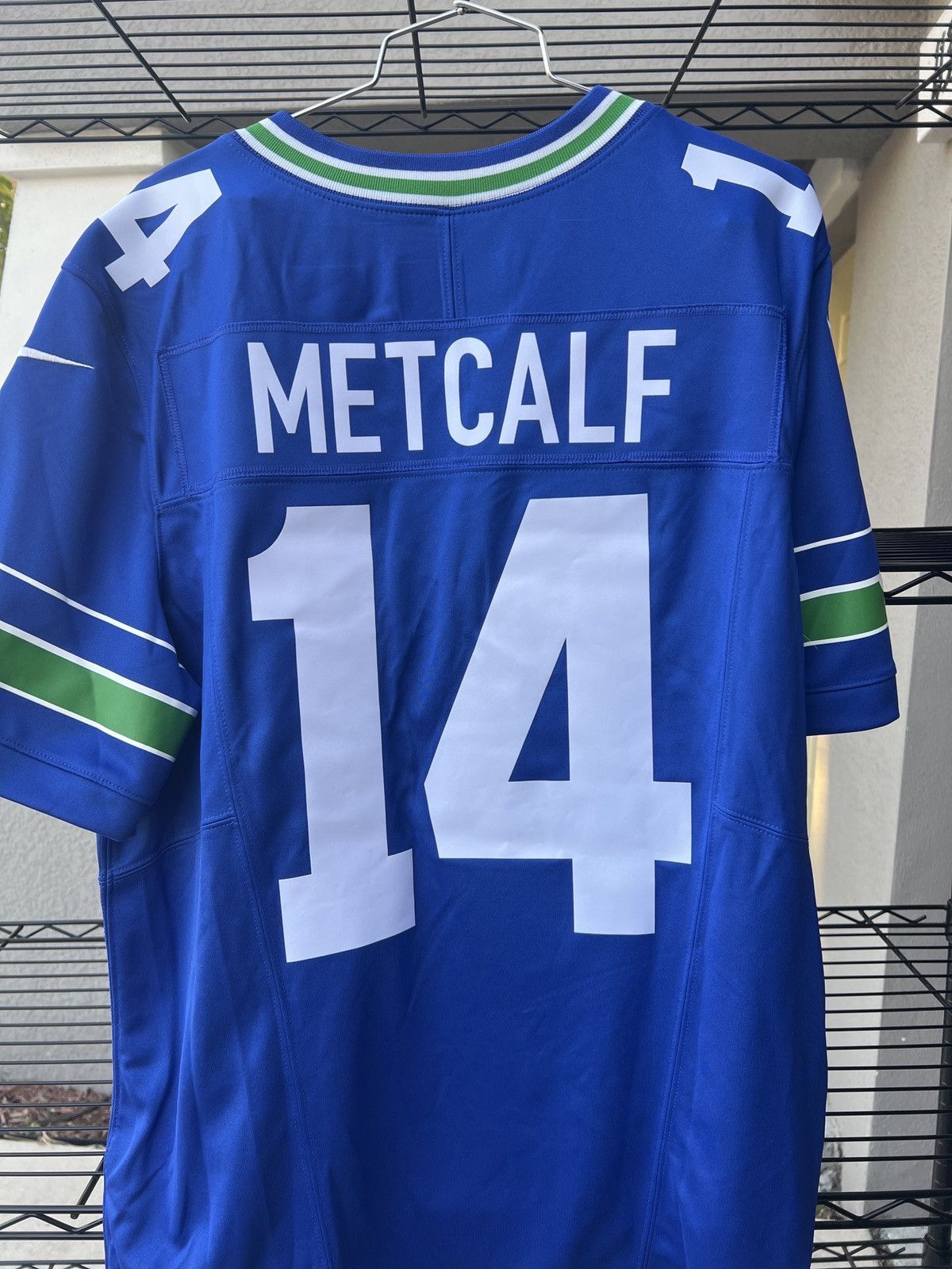 NFL NFL Seattle Seahawks DK Metcalf jersey Size US L / EU 52-54 / 3 - 3 Thumbnail