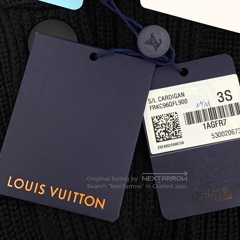 Louis Vuitton Louis Vuitton 24 black wool crew neck single-breasted slee Size US XXS / EU 40 - 9 Thumbnail