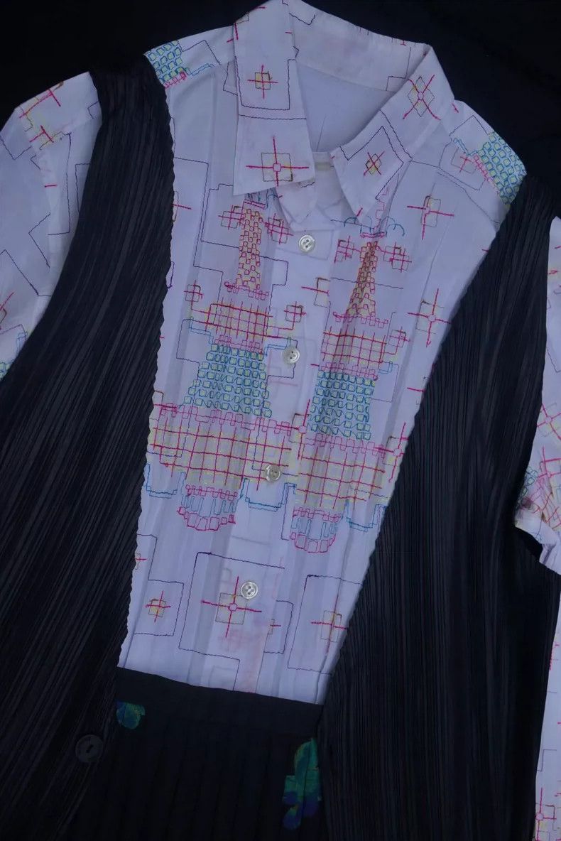 Issey Miyake Issey Miyake Embroidered pleated shirt Size M / US 6-8 / IT 42-44 - 2 Thumbnail