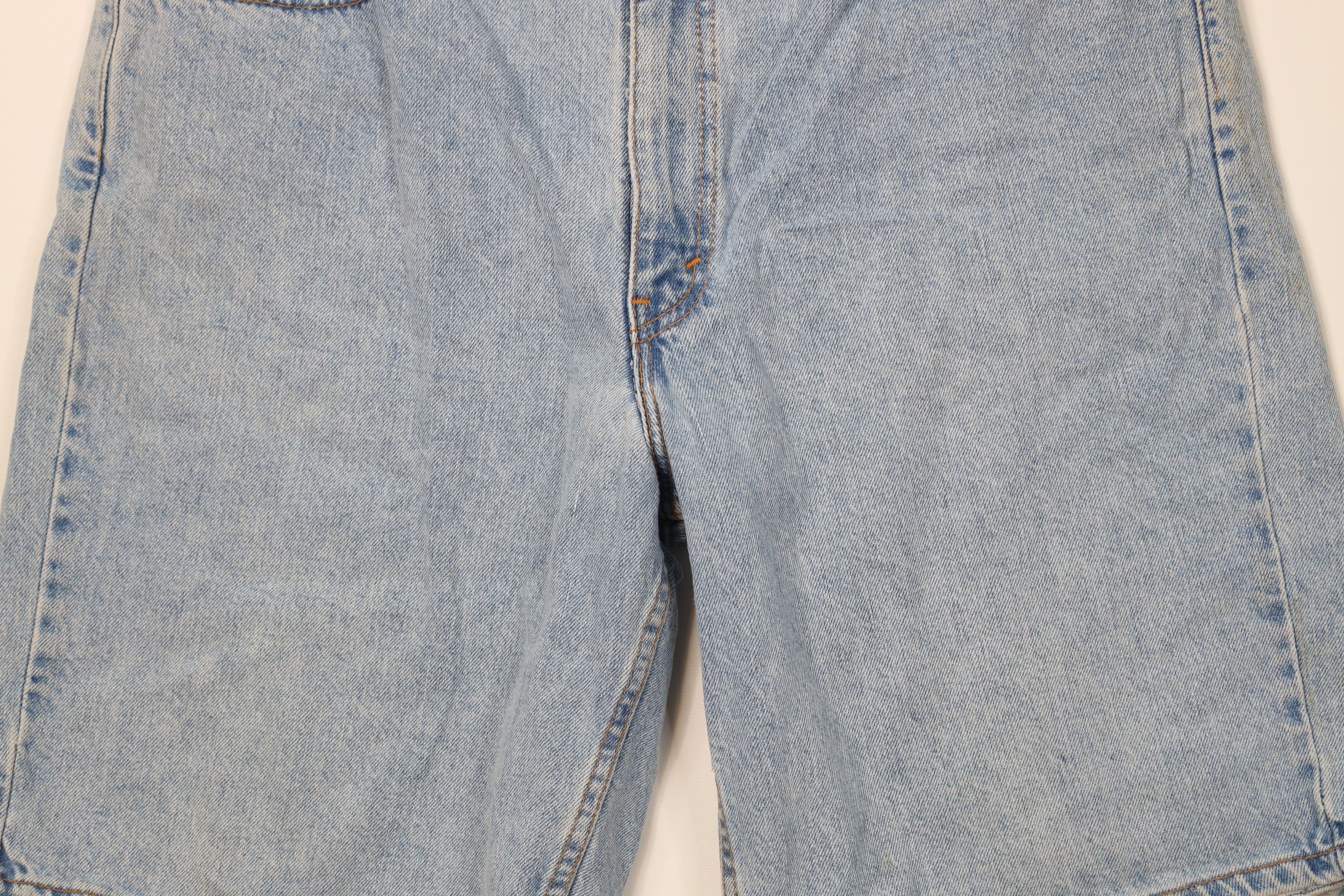 Levi's Vintage Y2K 2000 Levis 550 Relaxed Fit Denim Jean Shorts USA Size US 36 / EU 52 - 3 Thumbnail