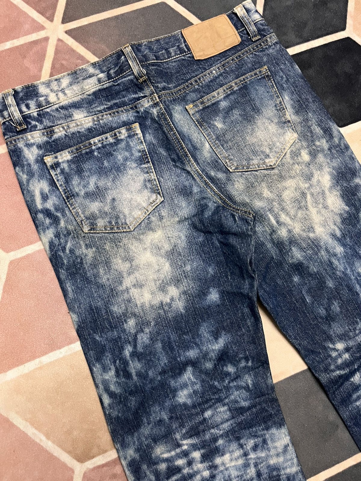 Japanese Brand strawberry leaves japanese brand acid wash jeans Size US 33 - 12 Thumbnail