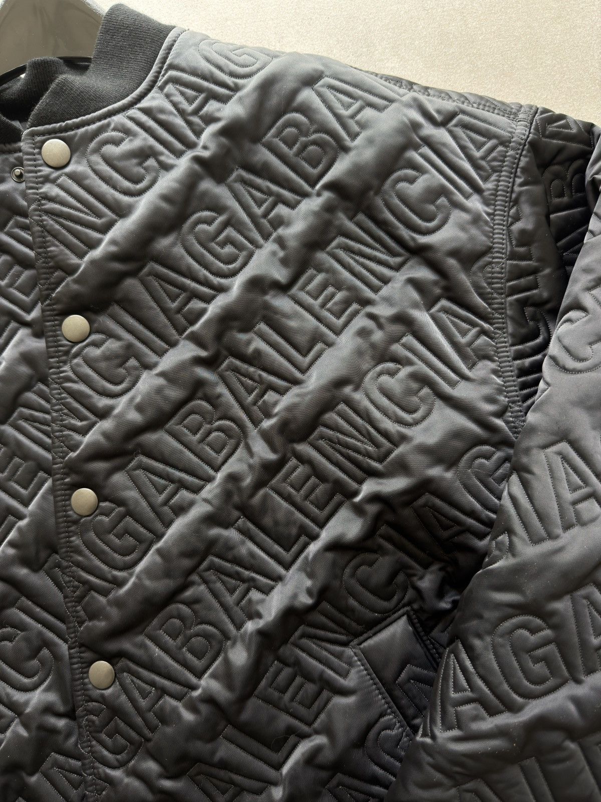 Balenciaga Balenciaga Embossed Logo Bomber Size US S / EU 44-46 / 1 - 2 Thumbnail