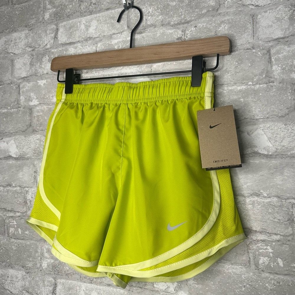 Nike Nike Women's Dri-FIT Tempo MidRise Brief-Lined Running Short Size 26" / US 2 / IT 38 - 11 Thumbnail