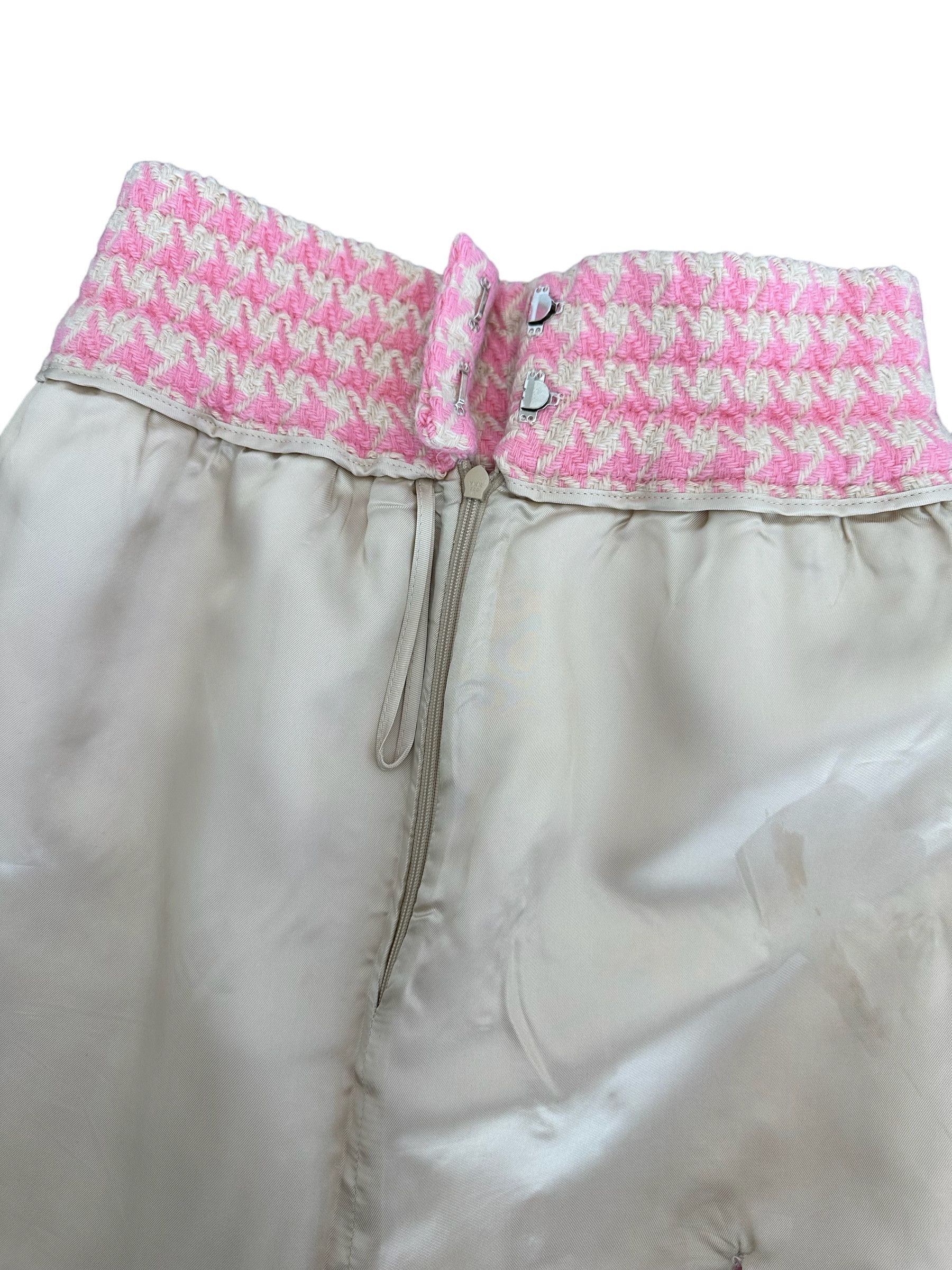 Miu Miu Miu Miu Pink Plaid Mini Skirt Sz 38 / 2US Size 25" / US 0 / IT 36 - 4 Thumbnail