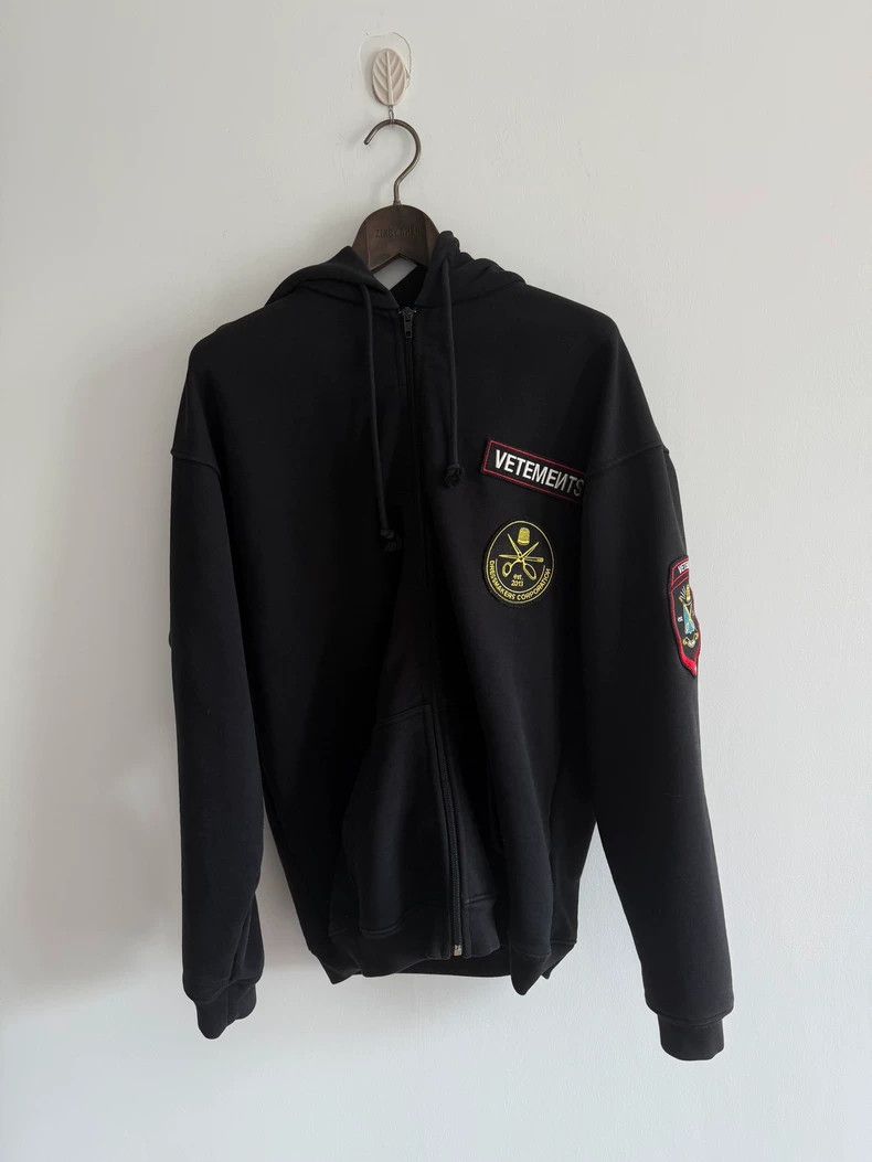 Vetements Vetements Police Patches Zip-up Hoodie | Grailed